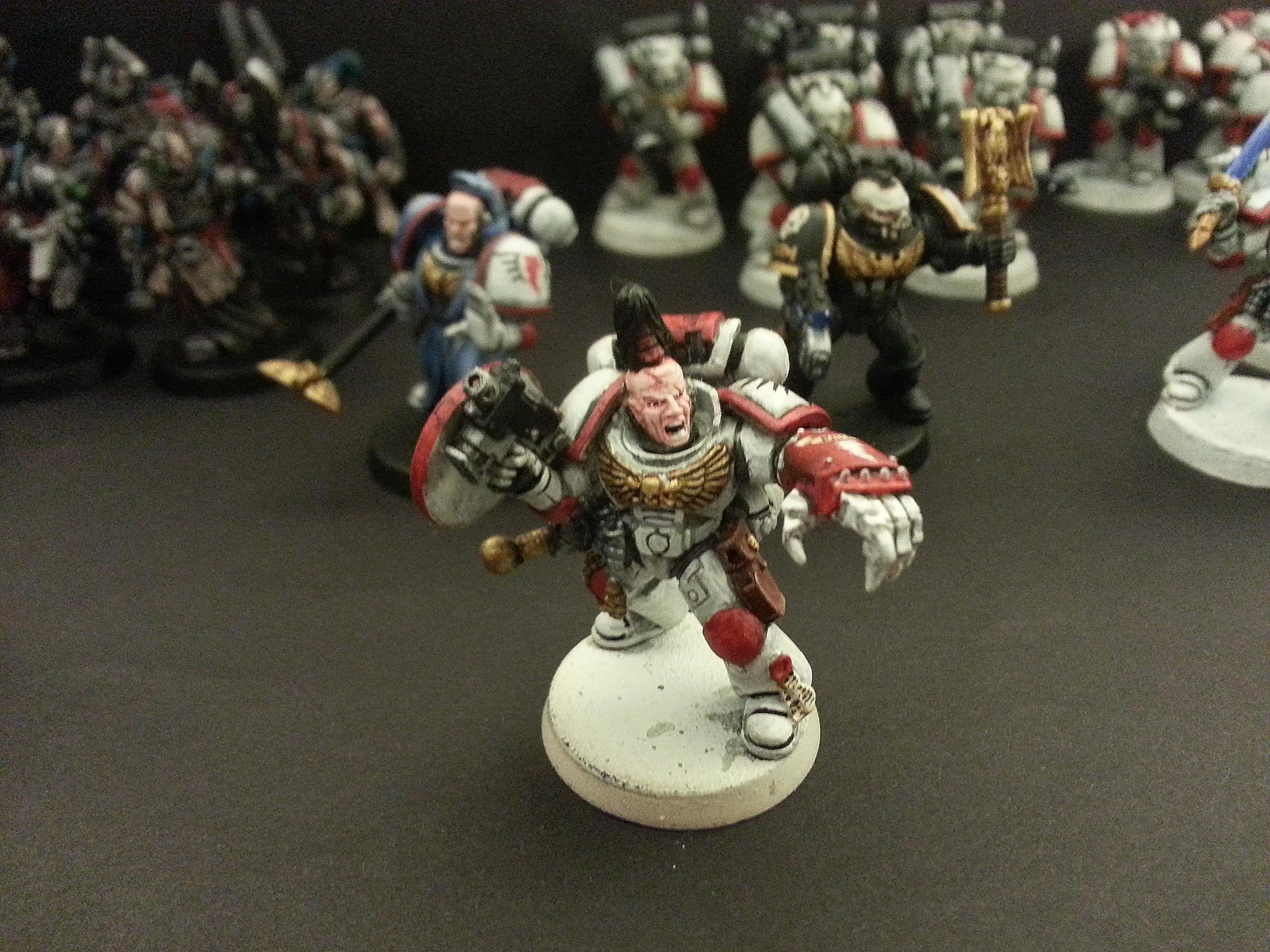 Captain, Chaplain, Command Squad, Devastators, Librarian, Servitors, Space Marines, Techmarine, Warhammer 40,000, White Scars