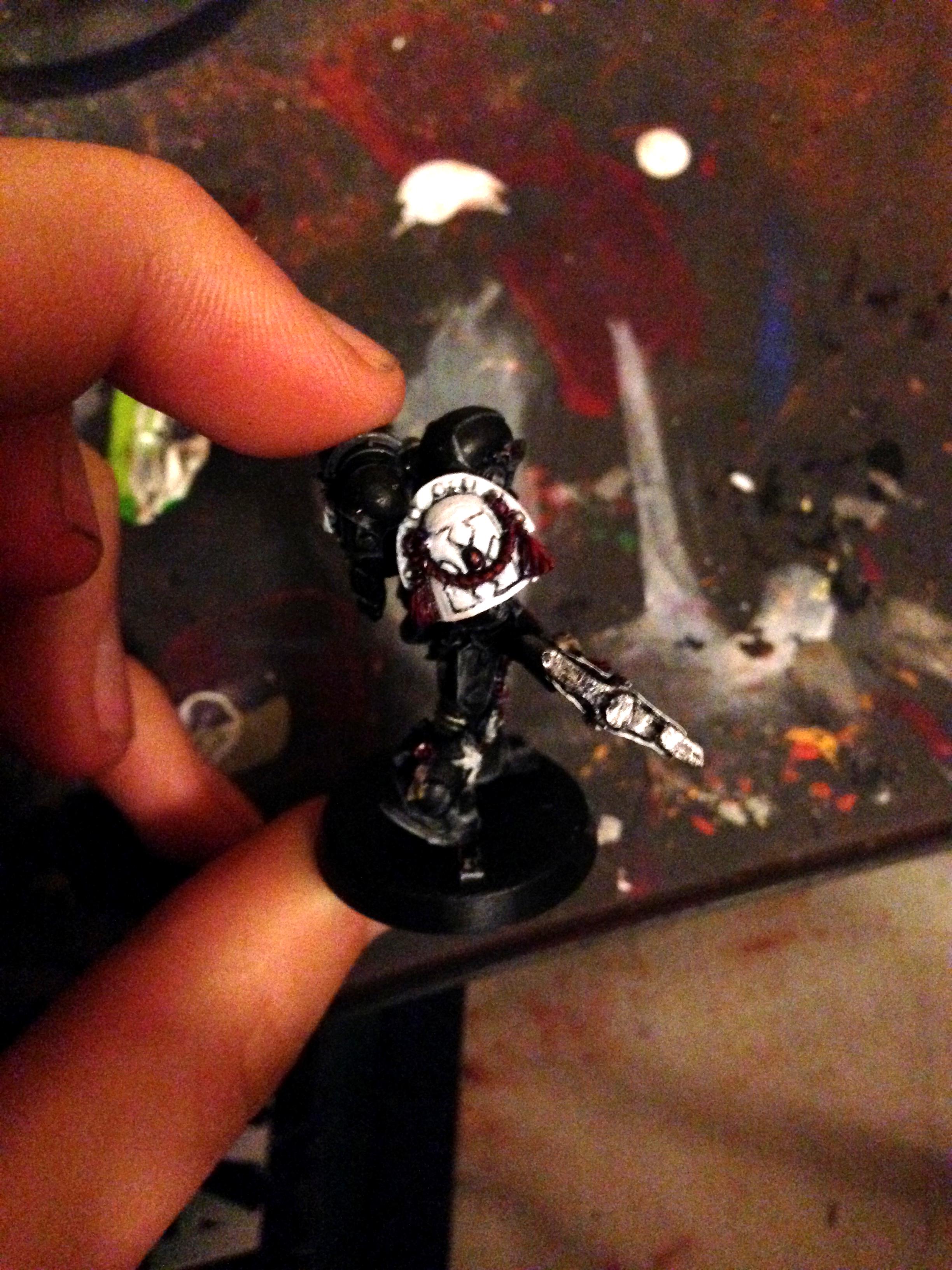Black Templars Captain Right