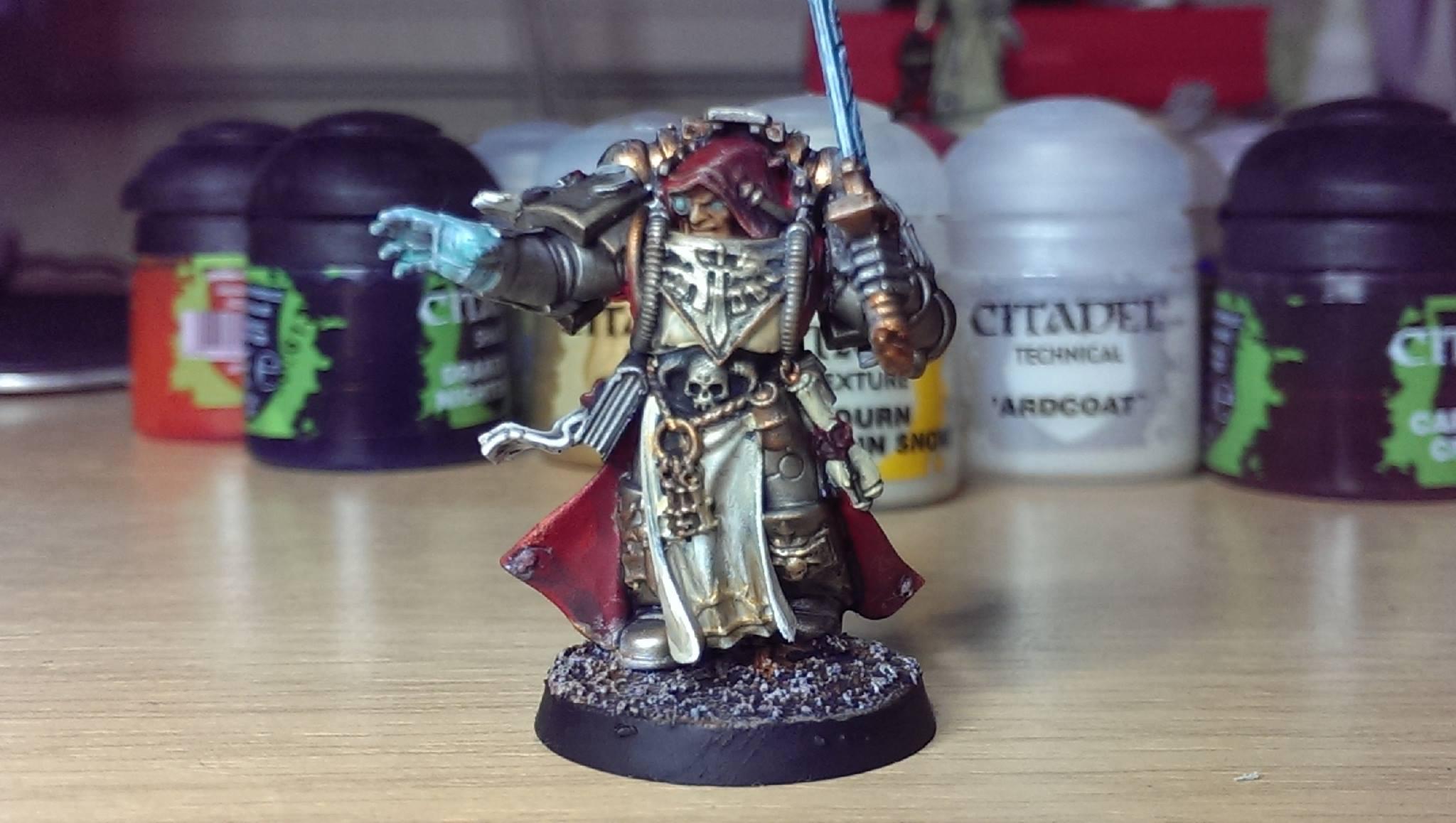 Front view, face, muddy cape, armor & robe
