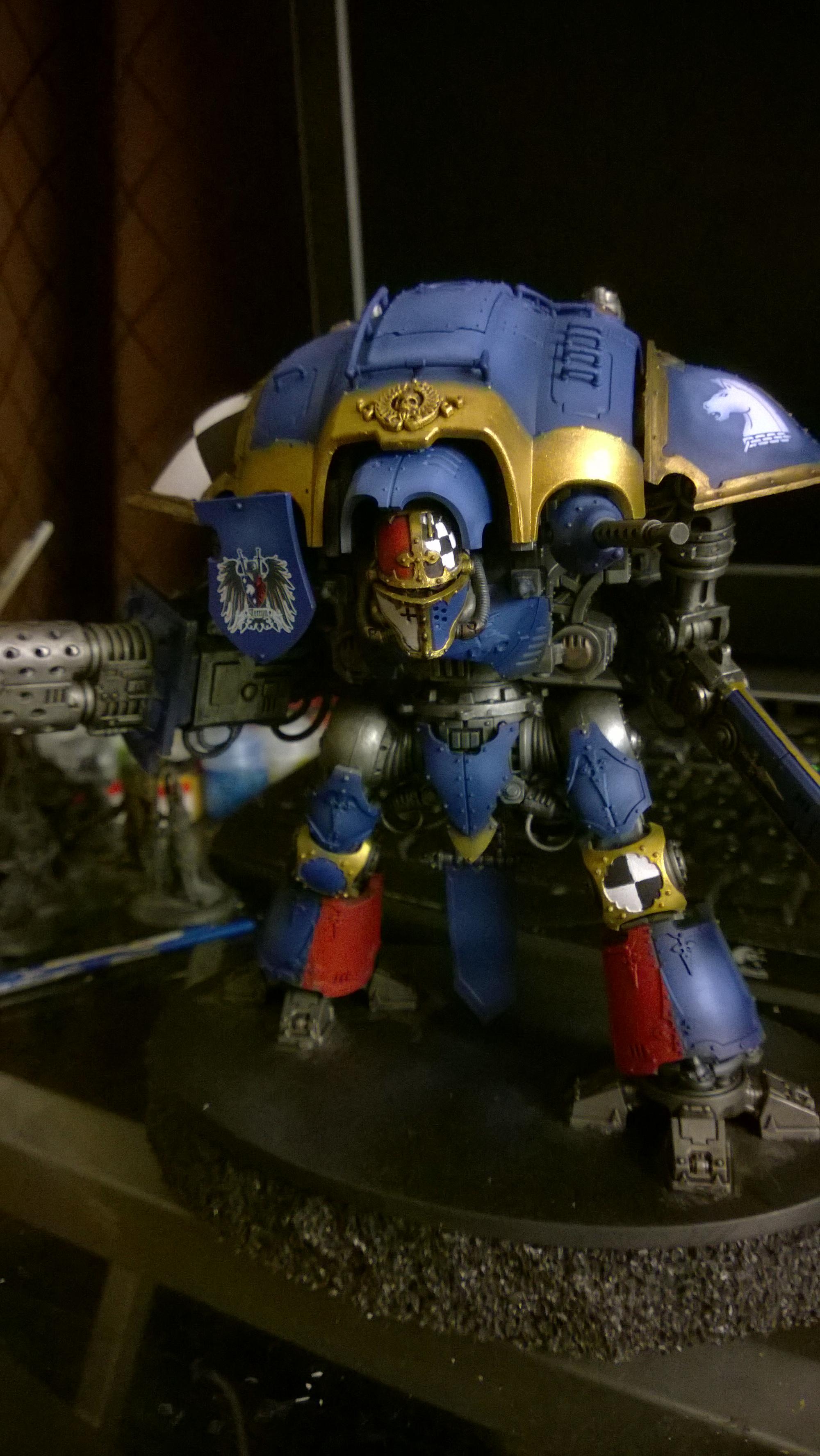 Airbrushed highlights on blue