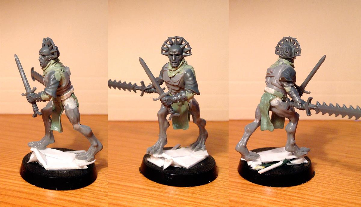 Kroot pelvises are wide! So I brought his hips much closer together to work with the cadian torso