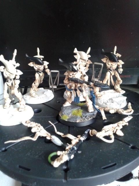 Half-finished wraithguardses..