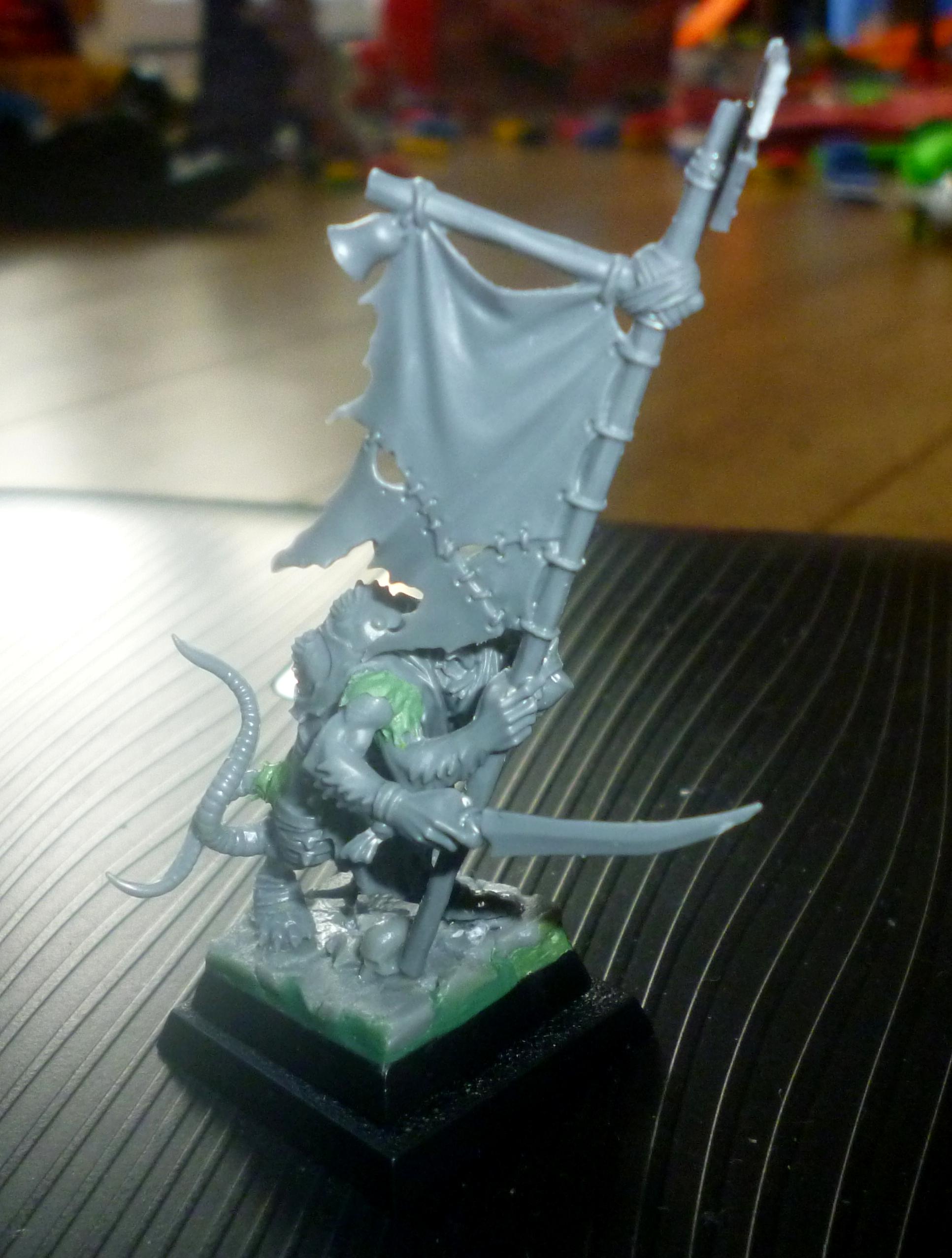 Skaven Standard Bearer Conversion 2