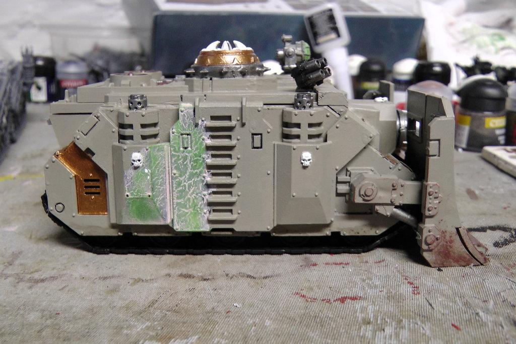 Chaos Vindicator right side