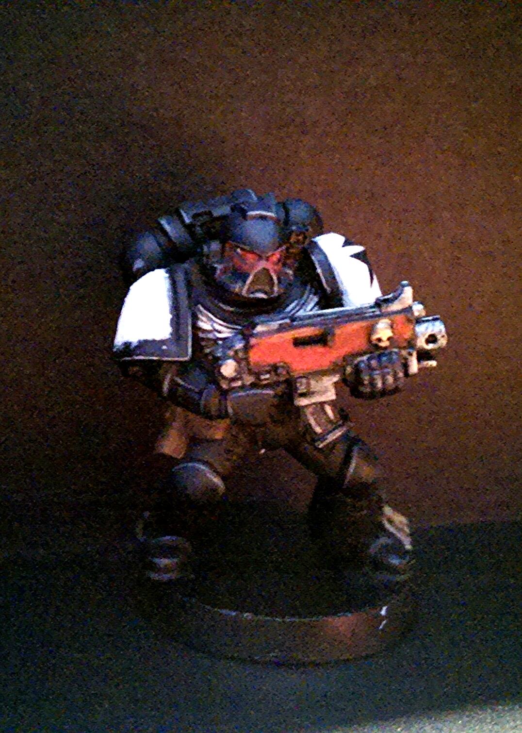 Awesome, Black, Effect, Glow, Heresy, Horus, Lightning, Object Source Lighting, Paintjob, Sargeant, Space, Space Marines, Squad, Tactical, Templar, Warhammer 40,000, Warhammer Fantasy
