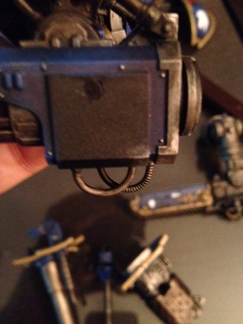 Magnet on right arm
