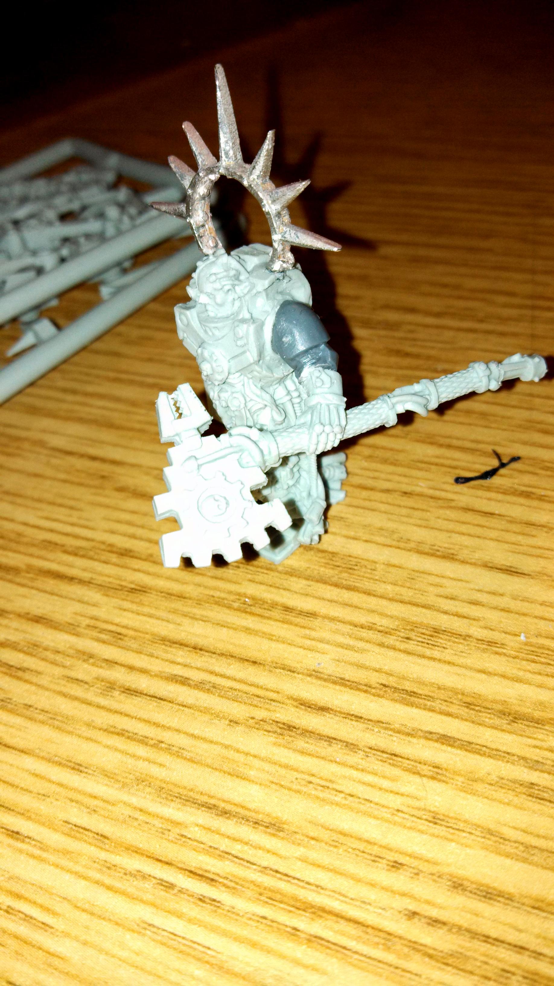 Iron Hands HQ Arm attached