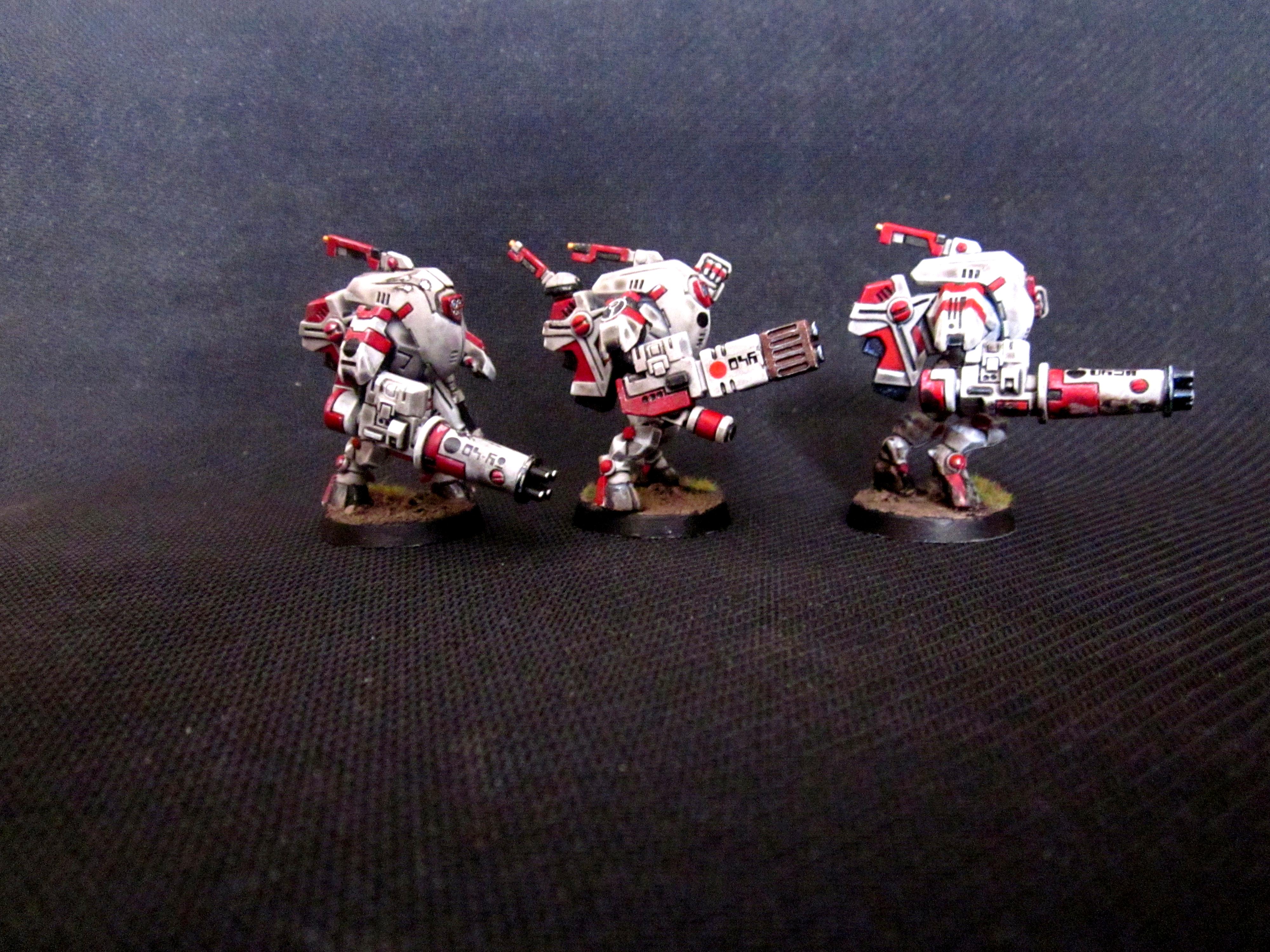 Black, Mud, Object Source Lighting, Red, Stealth, Suit, Tau, Weathered, White