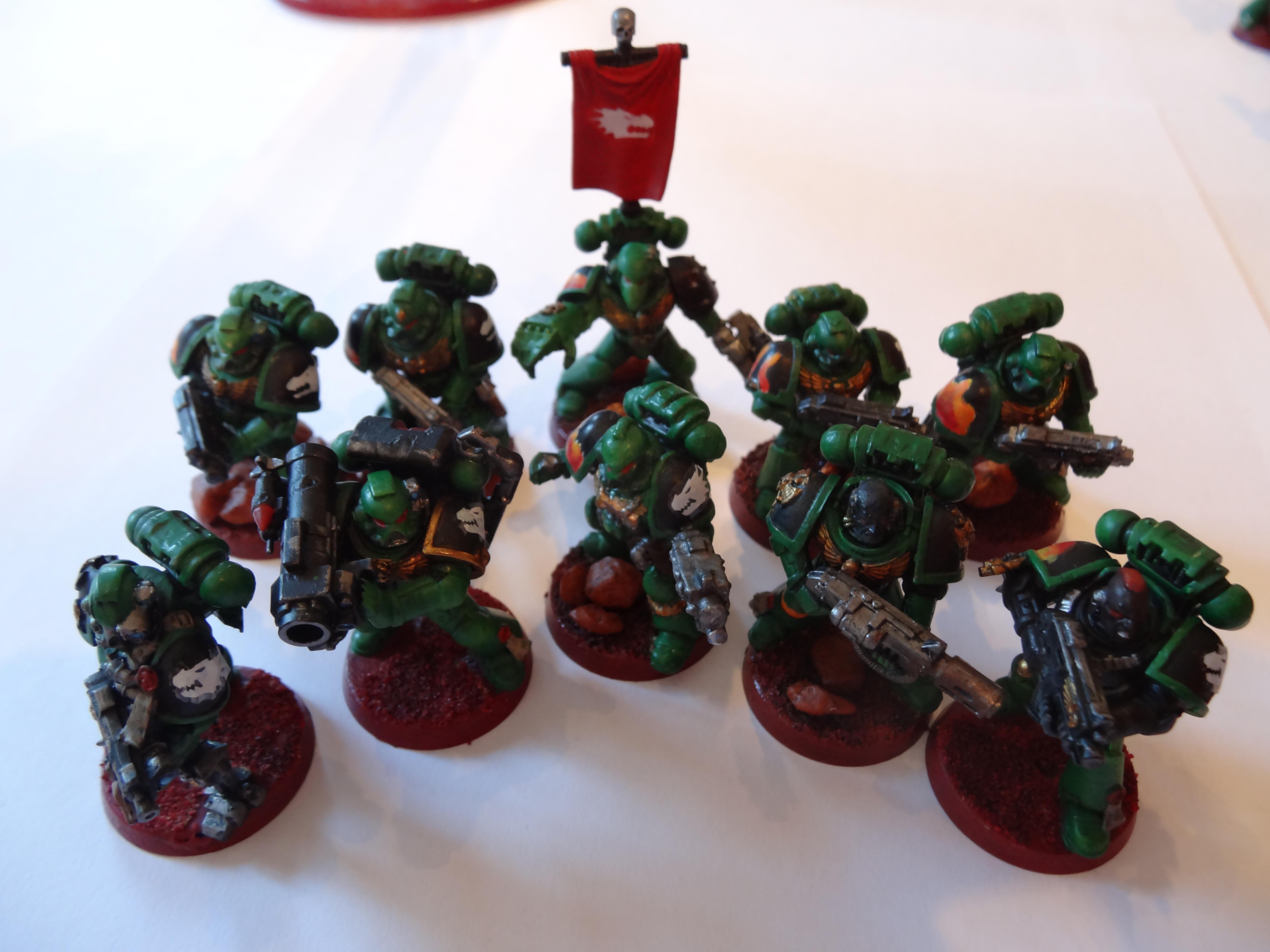 Red squad - Melta (and note the 2nd Edition era Aux. Grenade Launcher on the front centre marine)