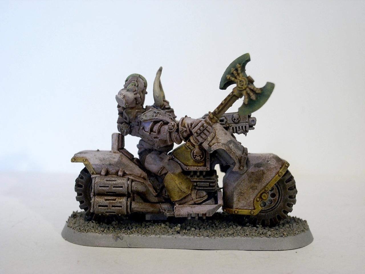 Biker 3 Axe