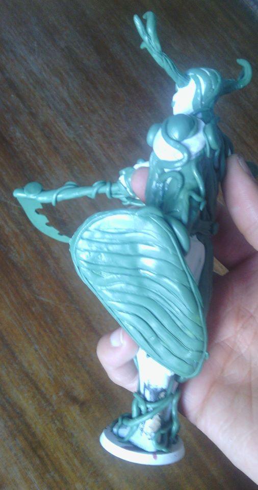 This is the Avatar I sculpted for my army. He's intended to be an awakened elemental world spirit, which seems much more fluffy than a shard of Khaine's essence