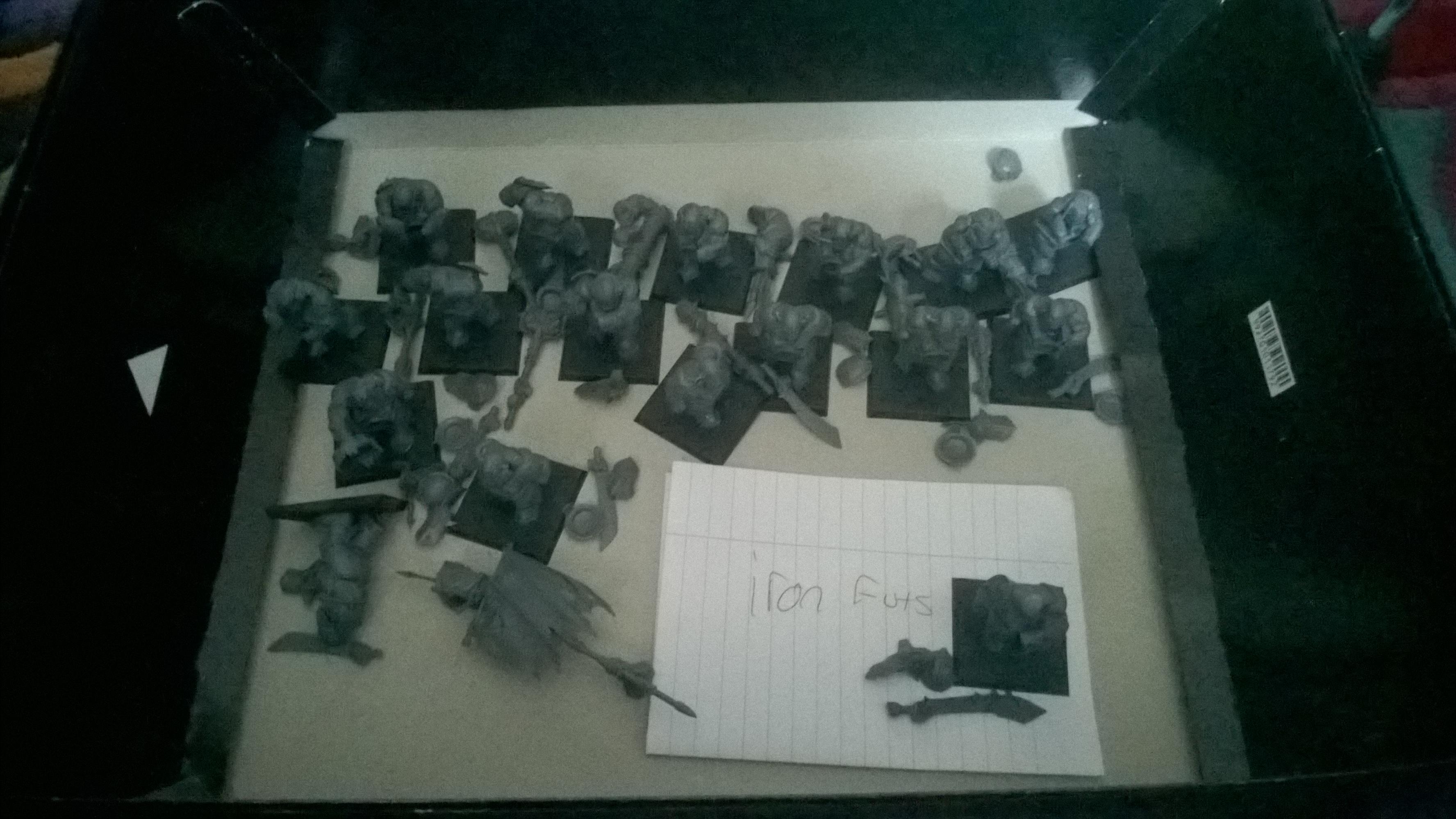 In the Lst couple of weeks as i am heading up to the end of the college year and subsequently the summer holidays i decided to build up a load of ogres 