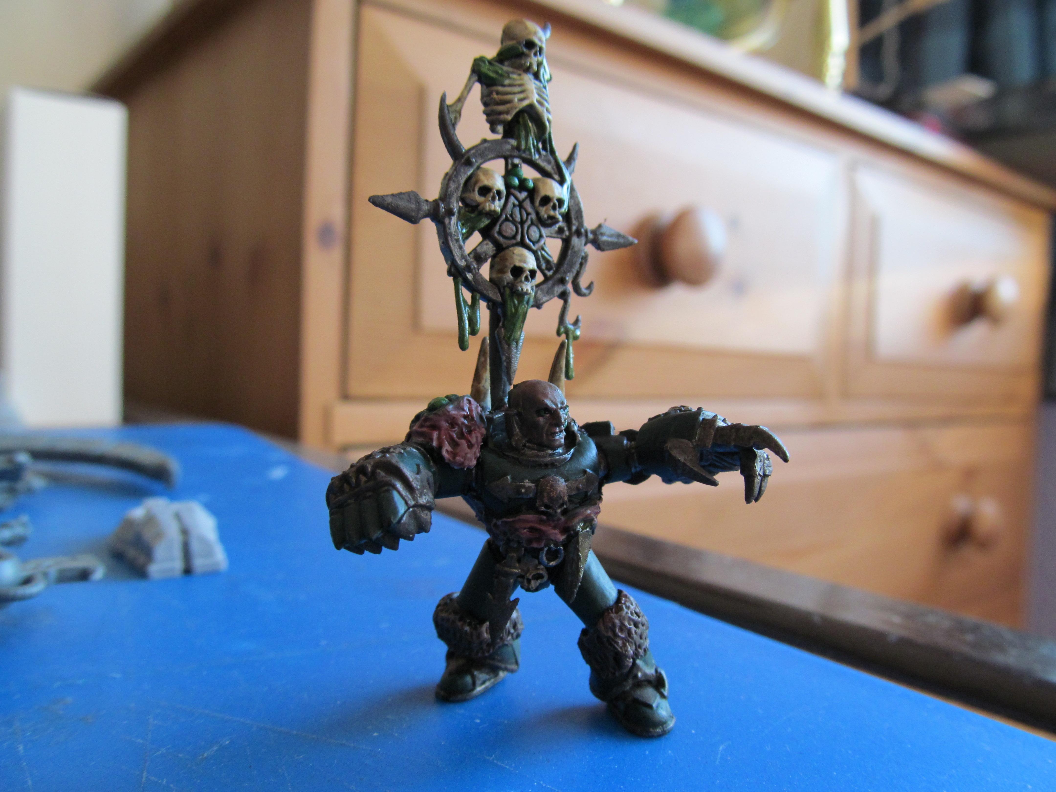 Nurgle Lord (Rotter Boxer) Complete Model diagonal right view