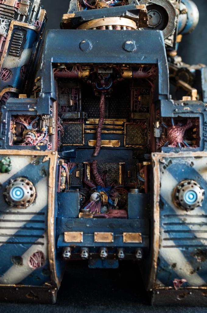 Excoriator Angeli, Warhound titan belonging to Legio Ulricon