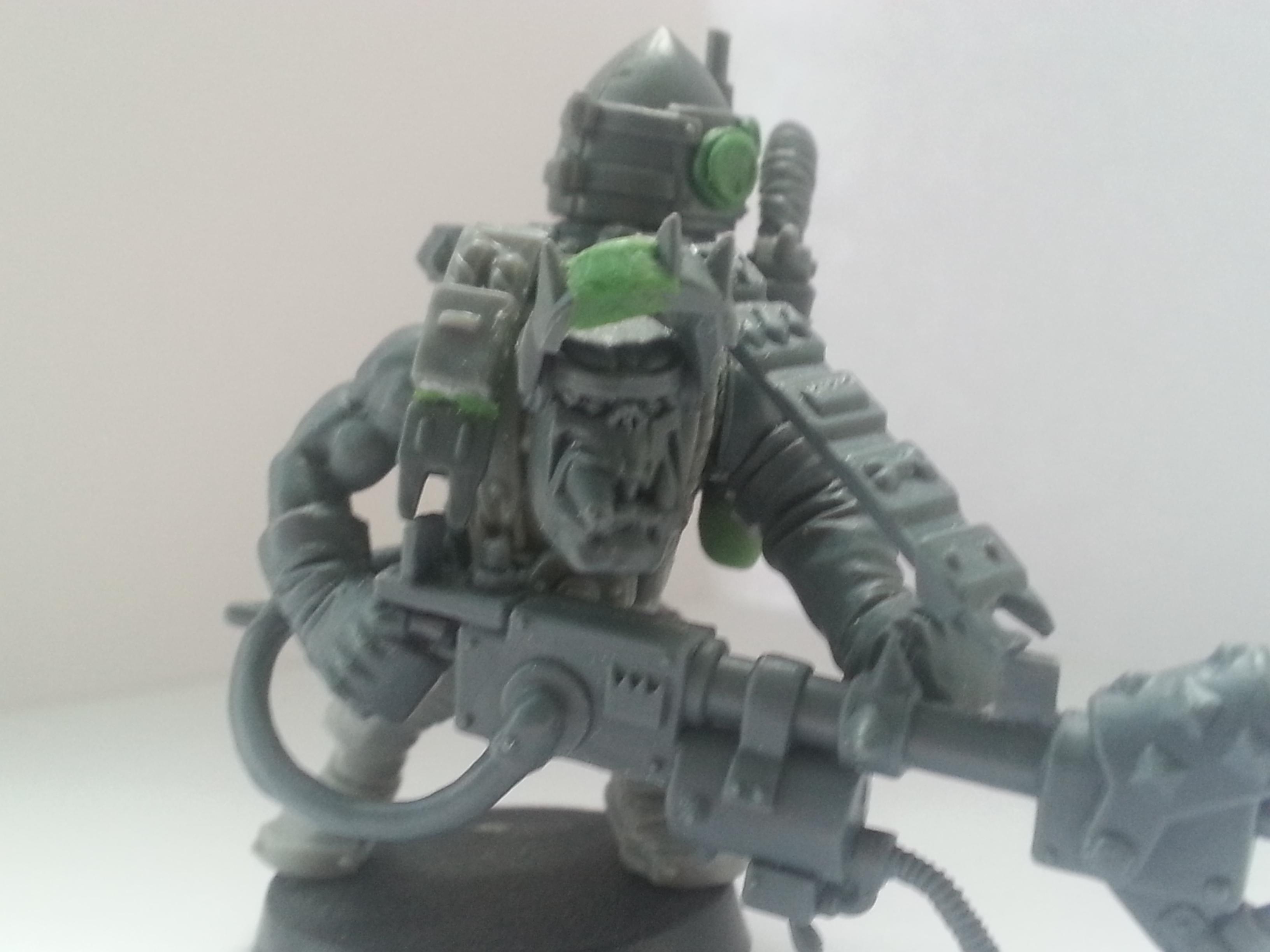 the scorcha. I wasn't keen on the hole in his mask for the cigar so a simple change with a bit of green stuff. and a r2d2 esq attachment to his fuel tank :)