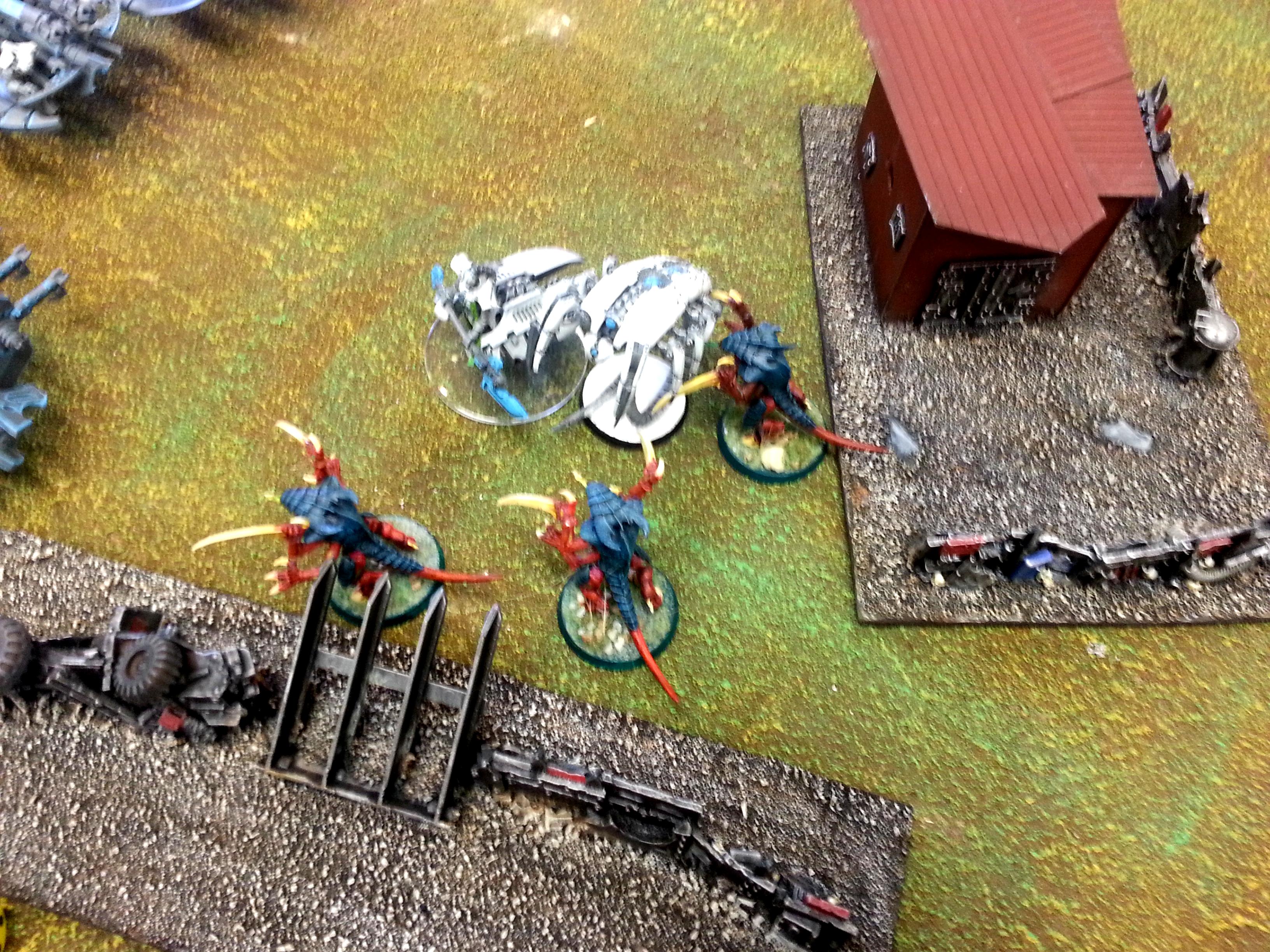 Necrons, Tyranids, Turn 3a Necrons: Warriors and Wraiths kill one each