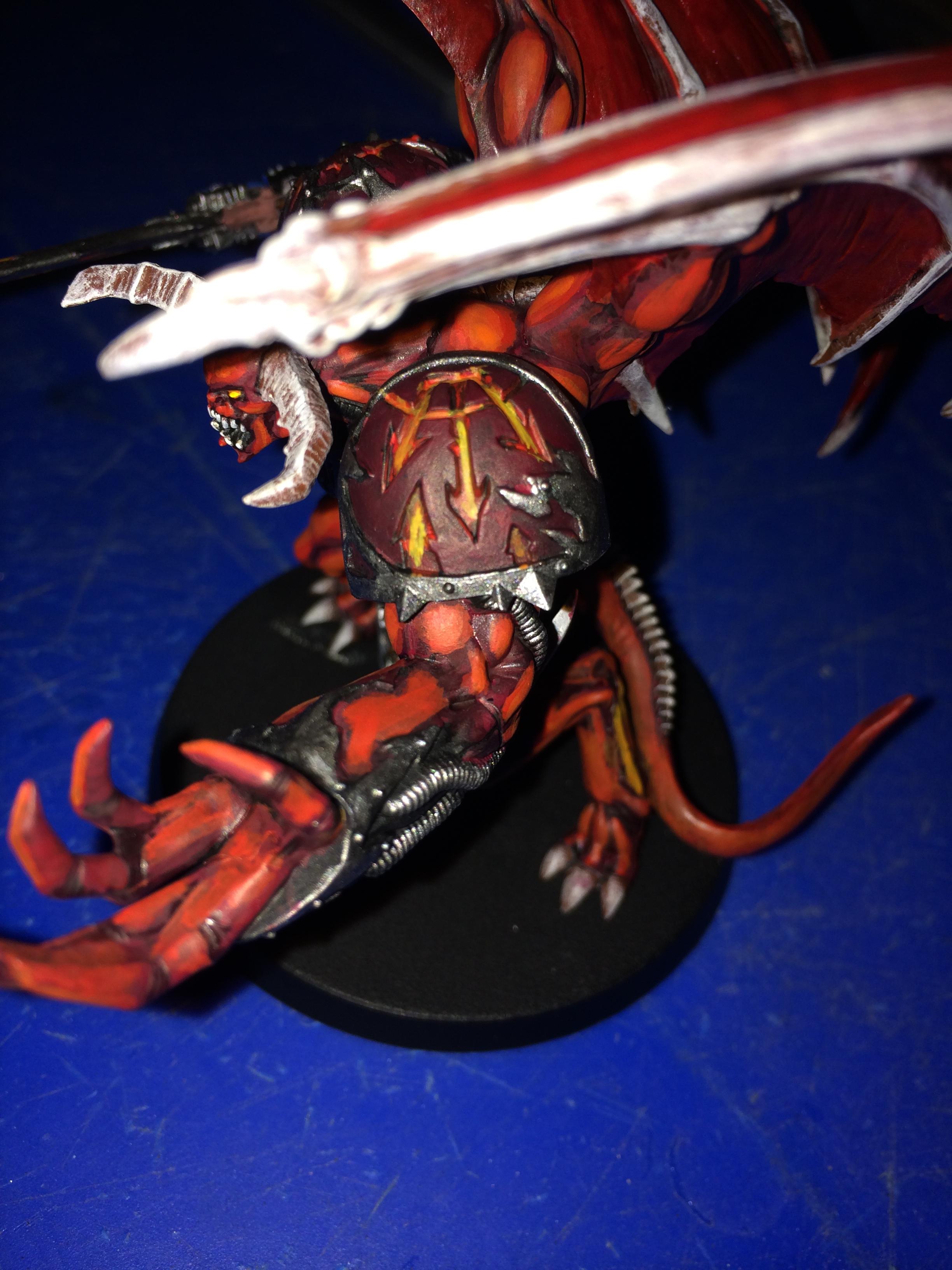 Daemon Prince's Runes Left Shoulder View