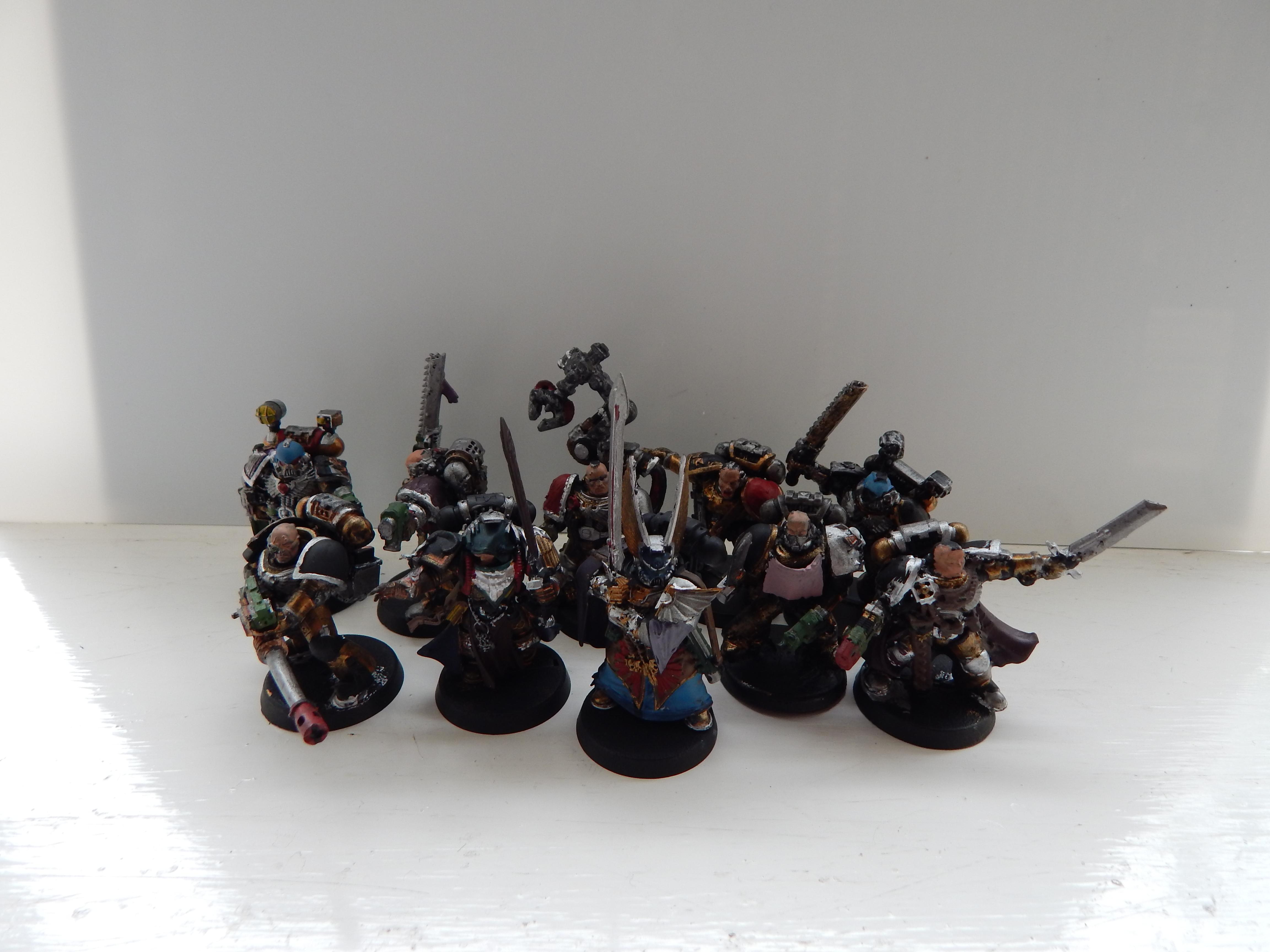 The HQ and retinue of characters 