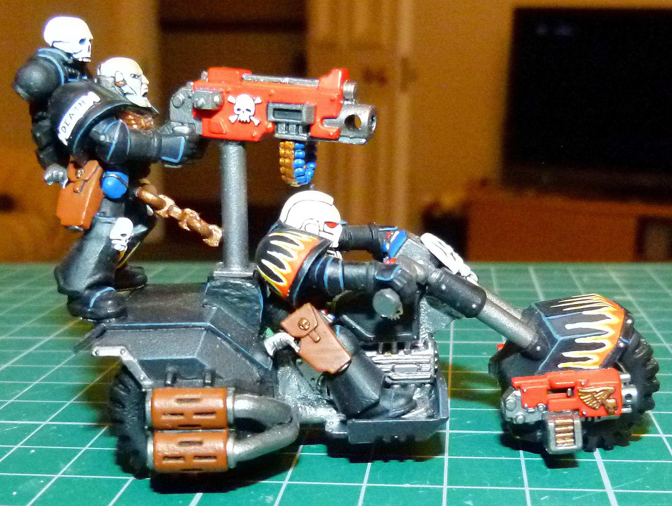 Space Marine Trikes 6