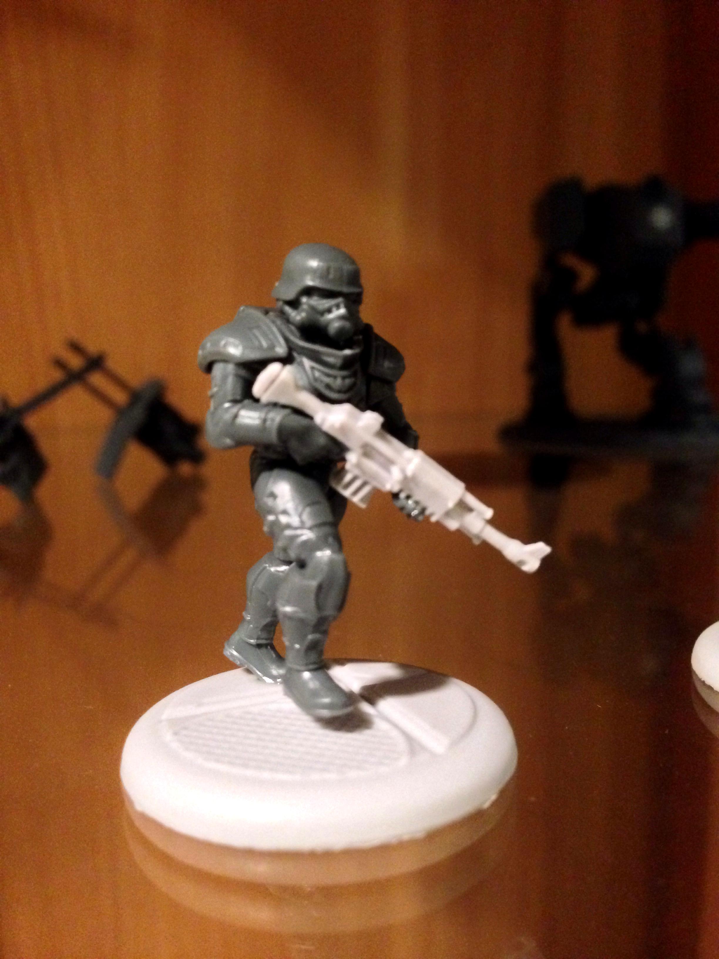Eisenkern Stormtrooper with  Victoria's Miniatures autorifle