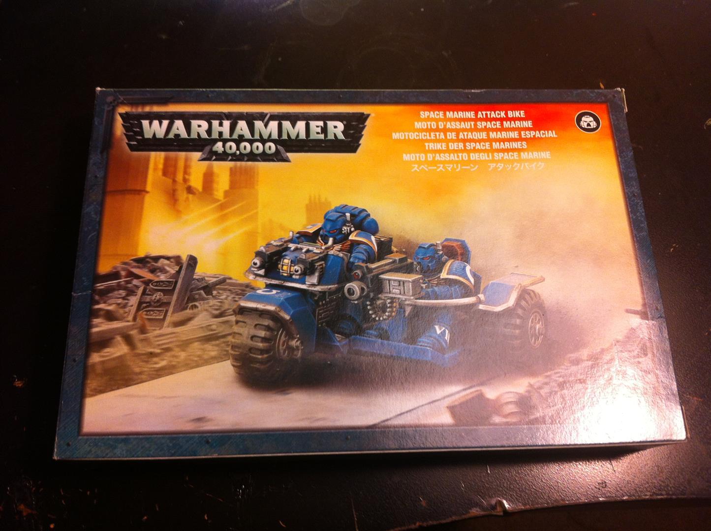 I've always thought 40K "motorbikes" looked truly stupid
