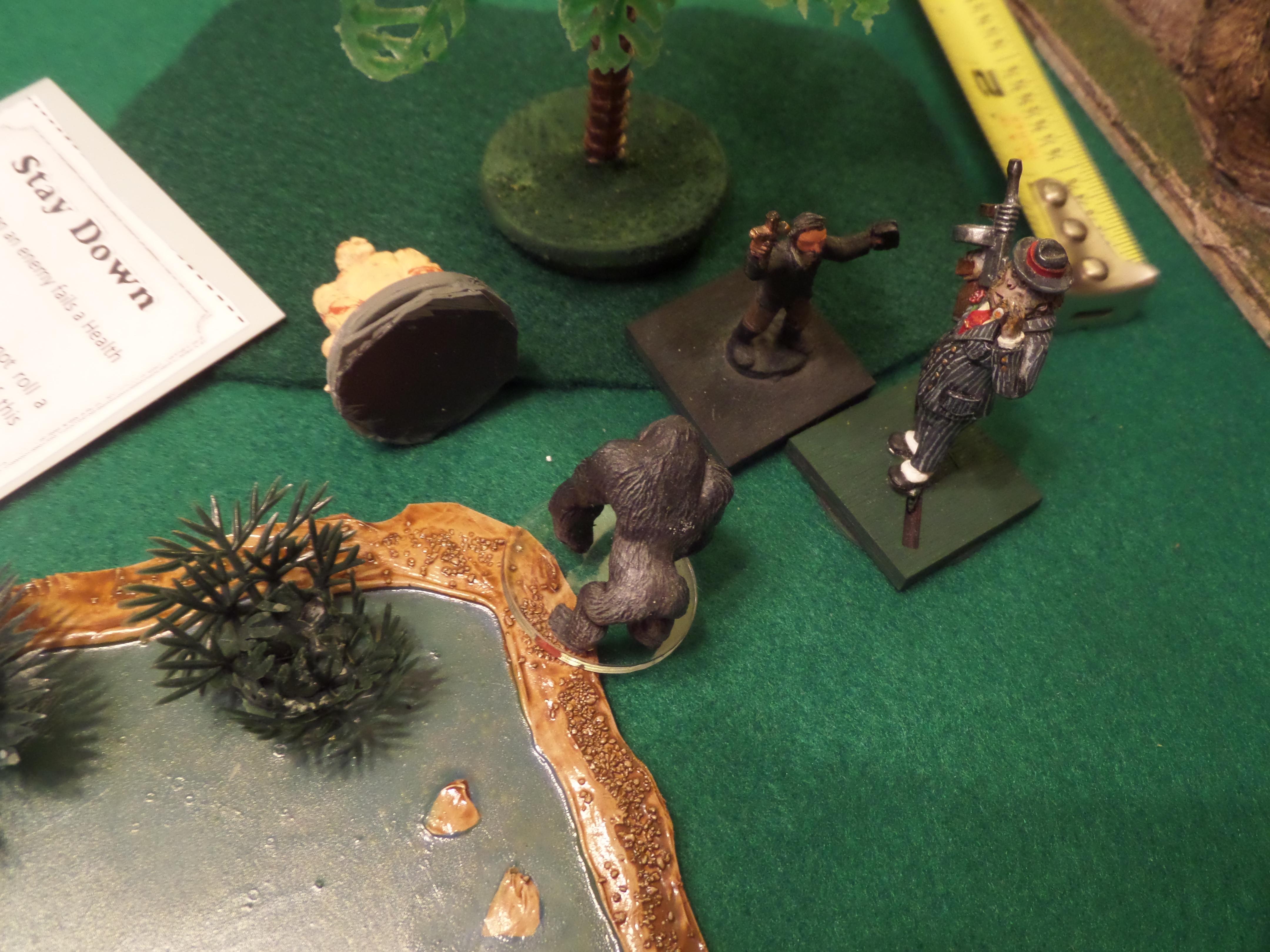 Pulp, Pulp Alley, Skirmish