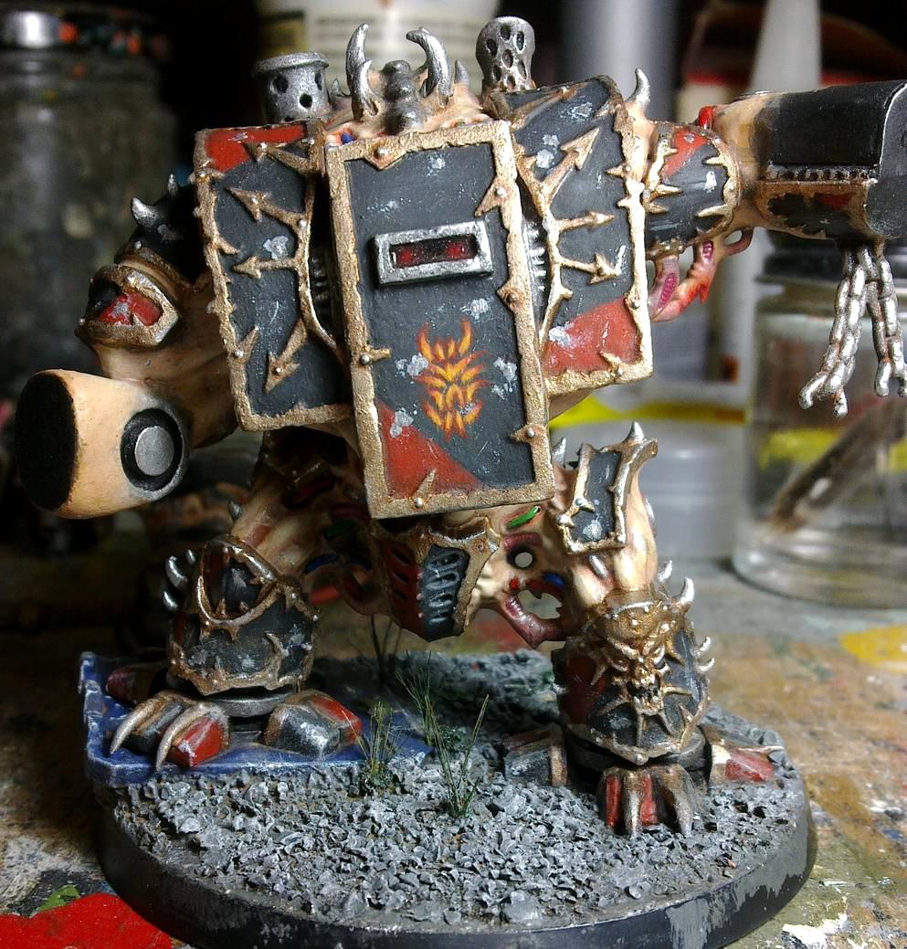 Chaos Dreadnought pip 12; chips and scratches