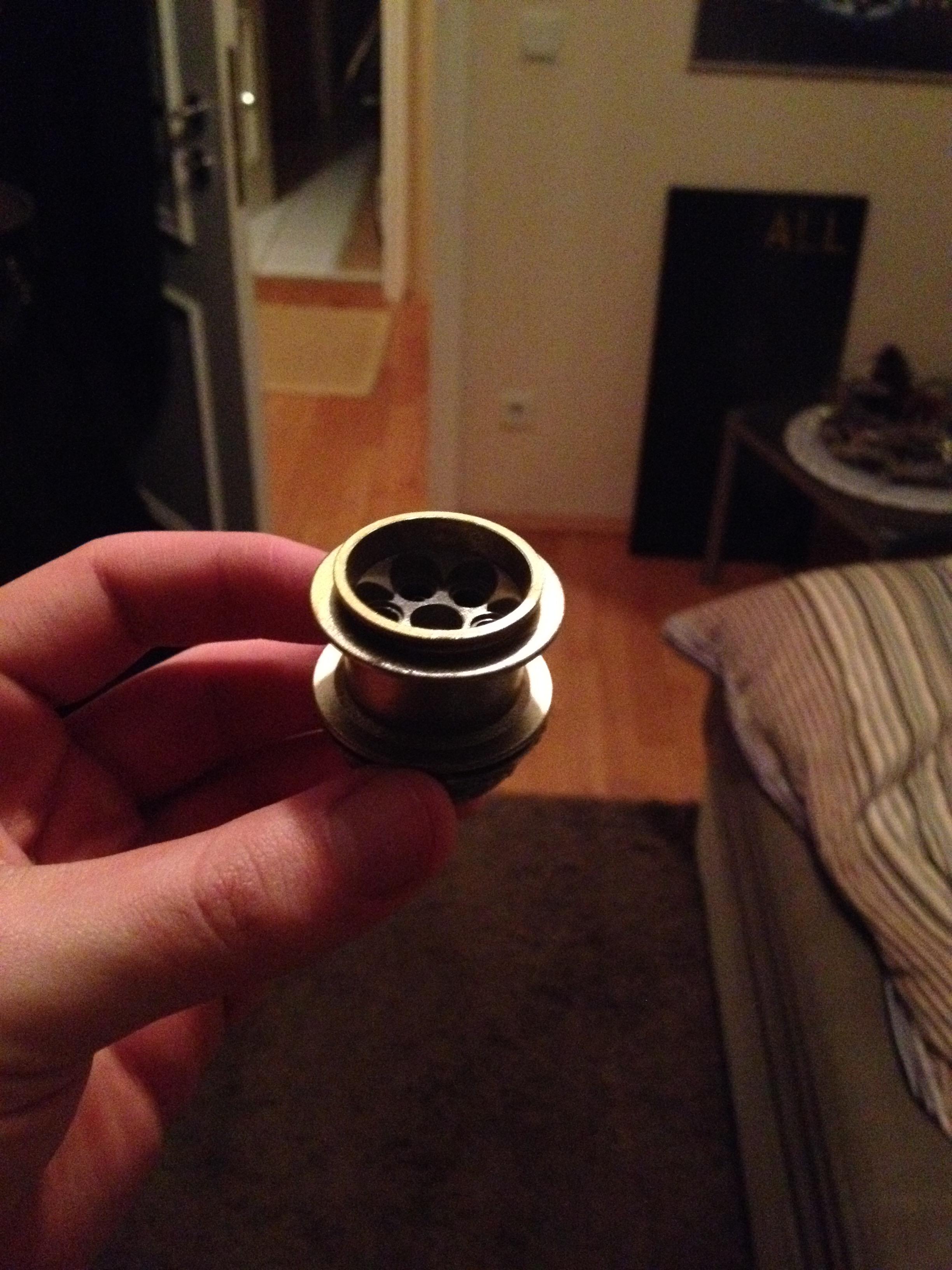This will be the apparatus the demon will carry in his left hand. It is supposed to be the equivalent of the chalice with holy water, but of course it will be filled with nurgle's corruption. 