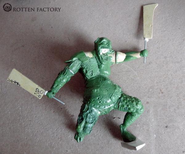 ROTTEN FACTORY MINIATURES -  Demon Wip