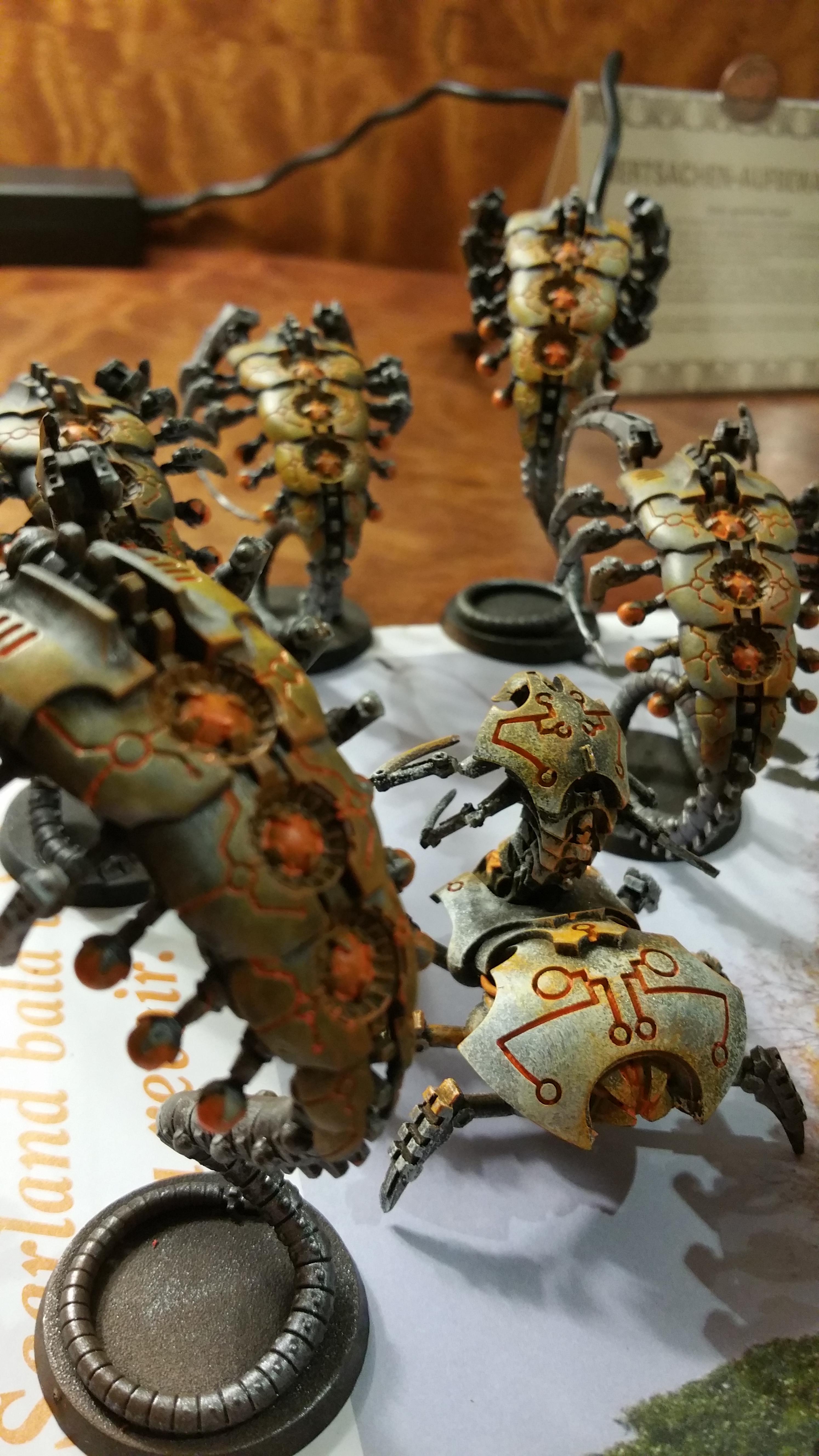 Necrons, Wraith and Spyder
