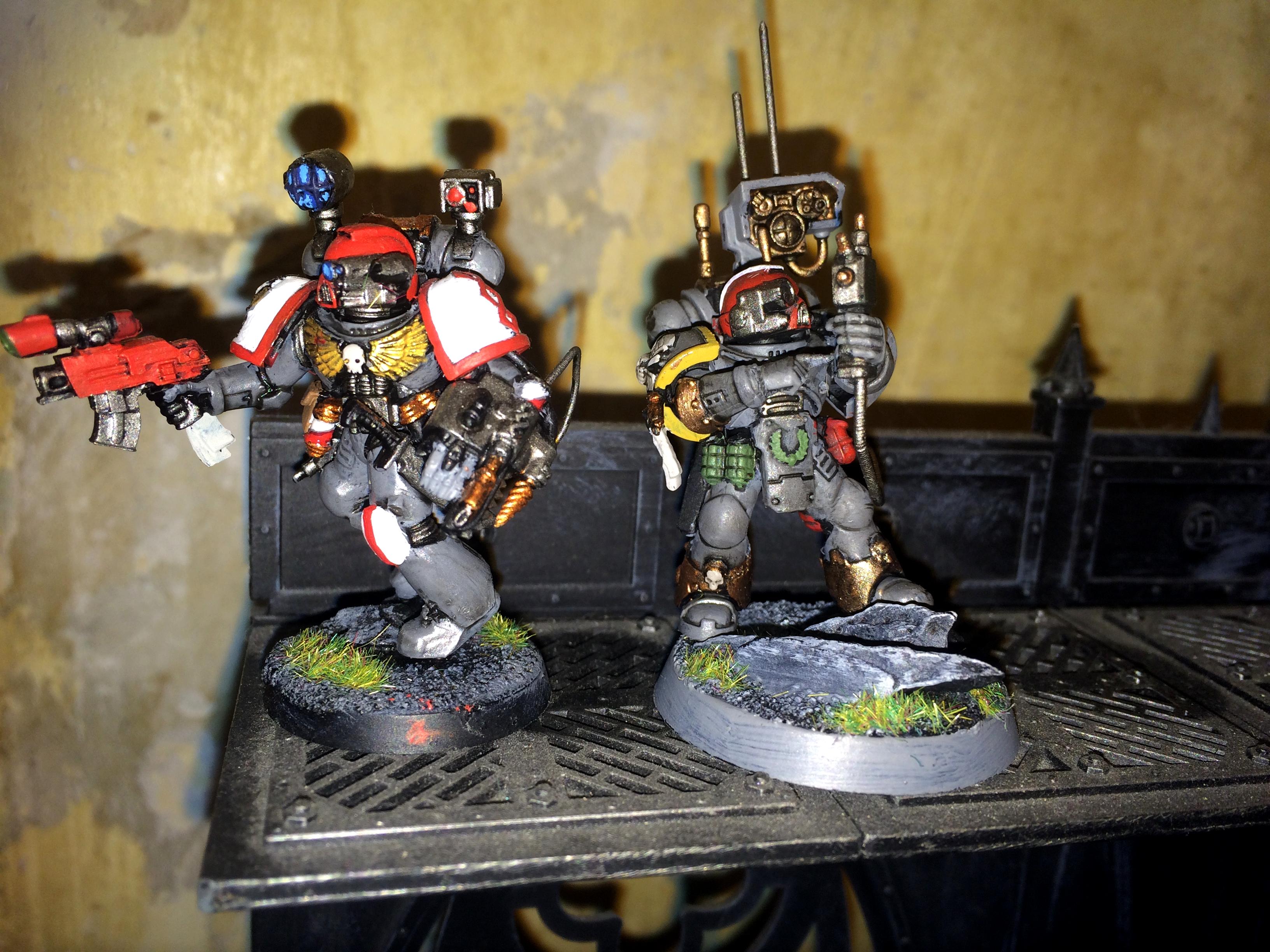 Red Scorpions Specialists - Apothecary and Artillery Spotter