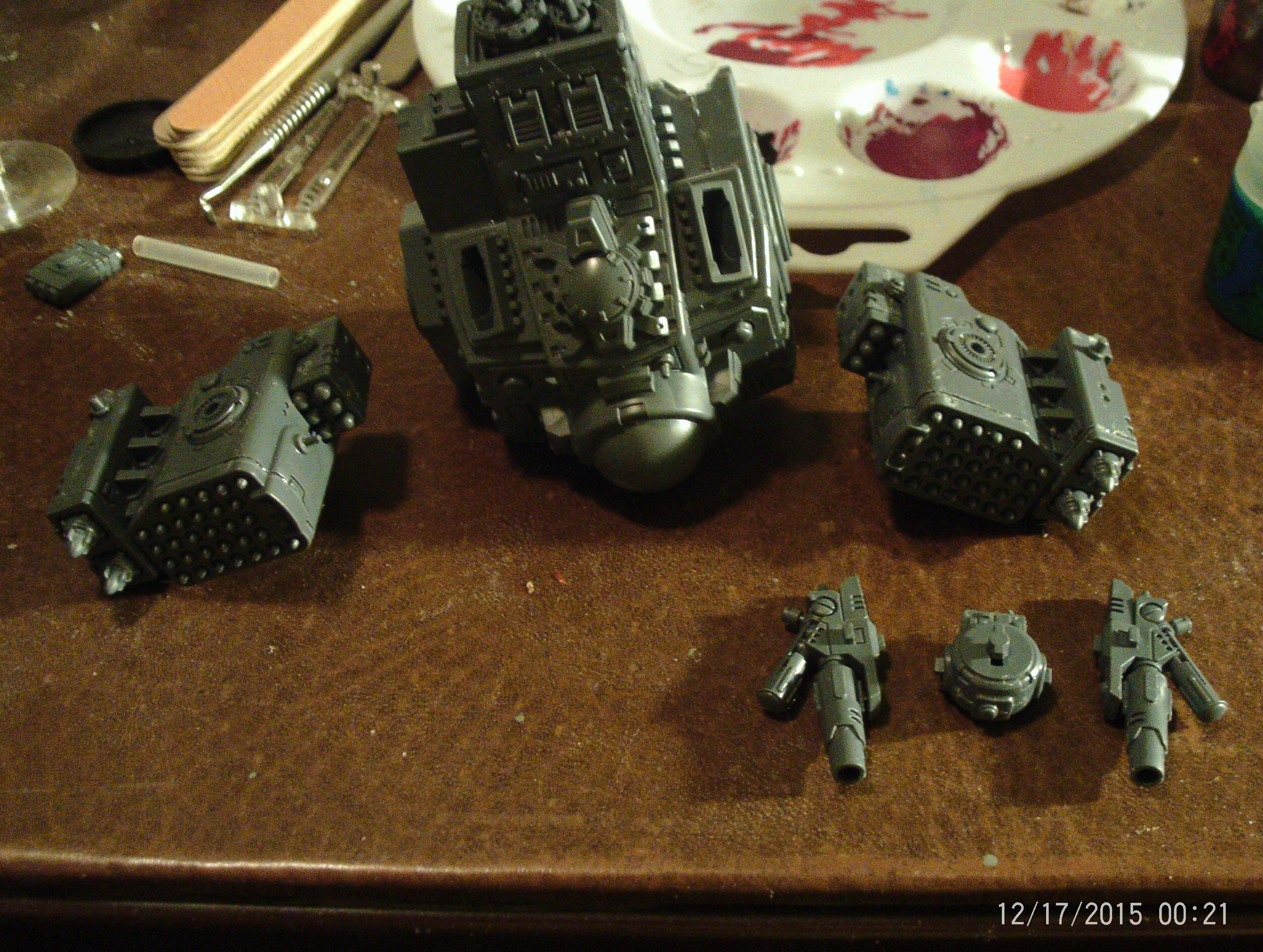 Stormsurge Missile Launchers, Torso, and Turret unpainted