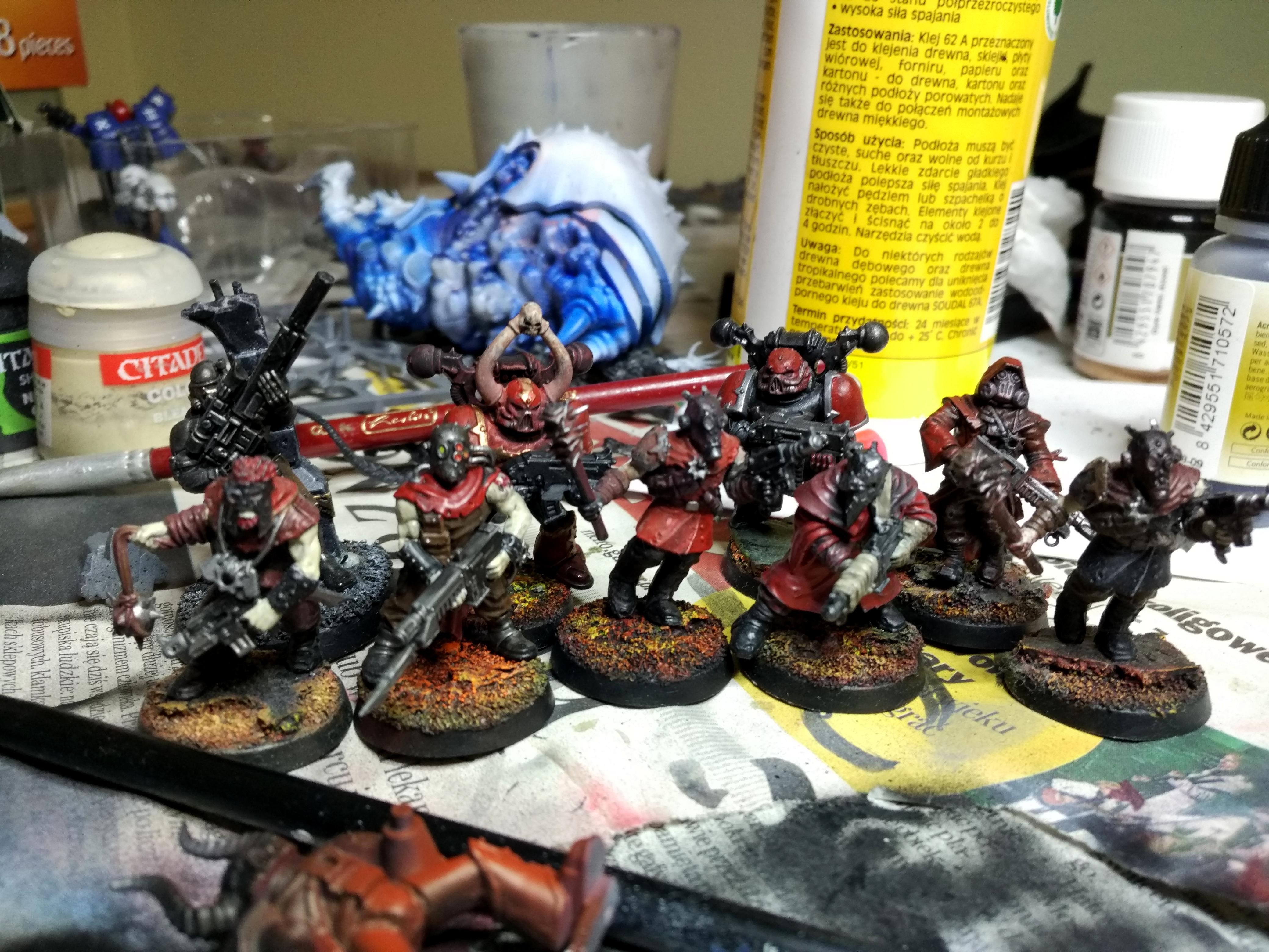 Arachnarok, Chaos Space Marines, Cultists, Photobombed