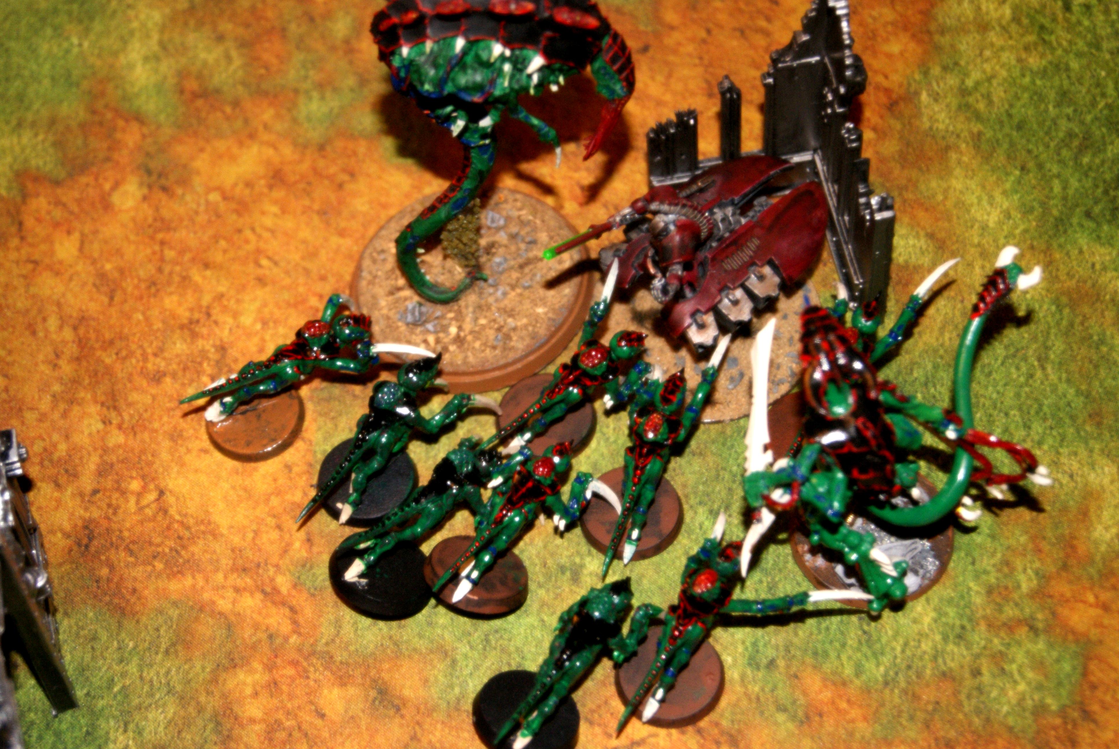 T2 All the bugs attack the destroyer lord