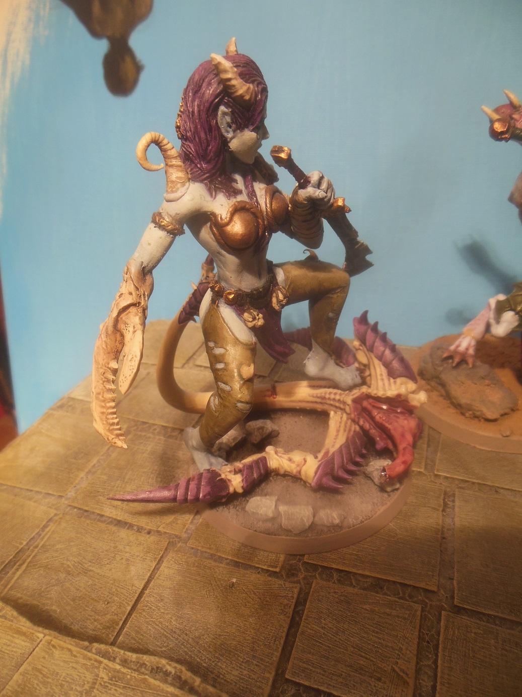 Chaos, Daemons, Handmaiden Of Pain, Kos, Kromlech