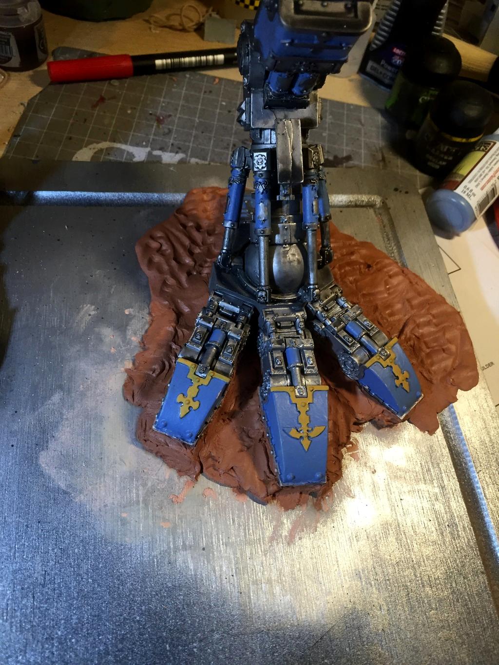 starting putting putty round foot