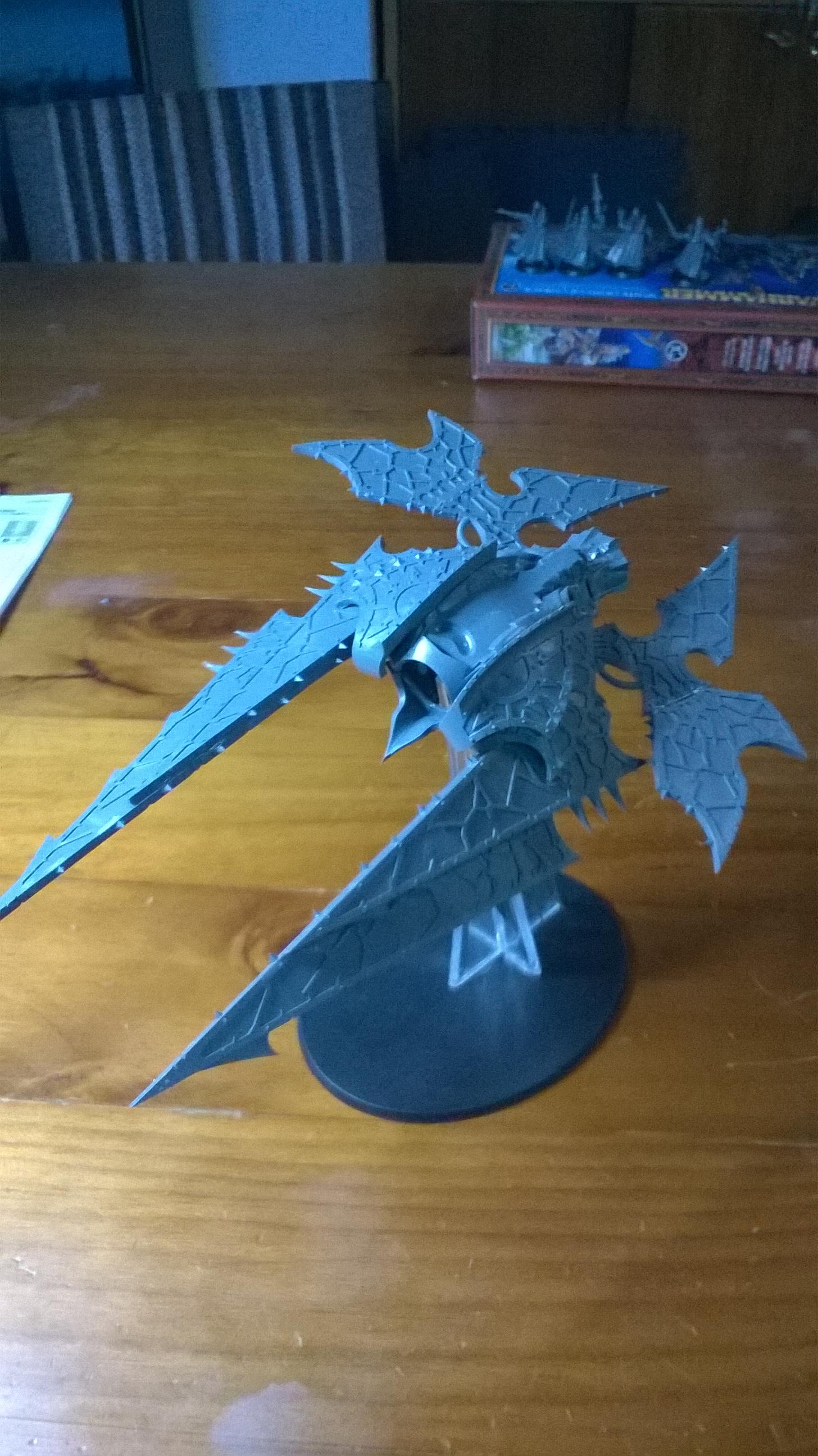 This is a VERY WIP shot of my Hell talon, sorry for the pretty bad shot quality too 