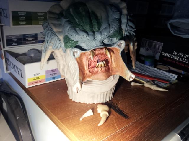 Alien, Predator, started paint