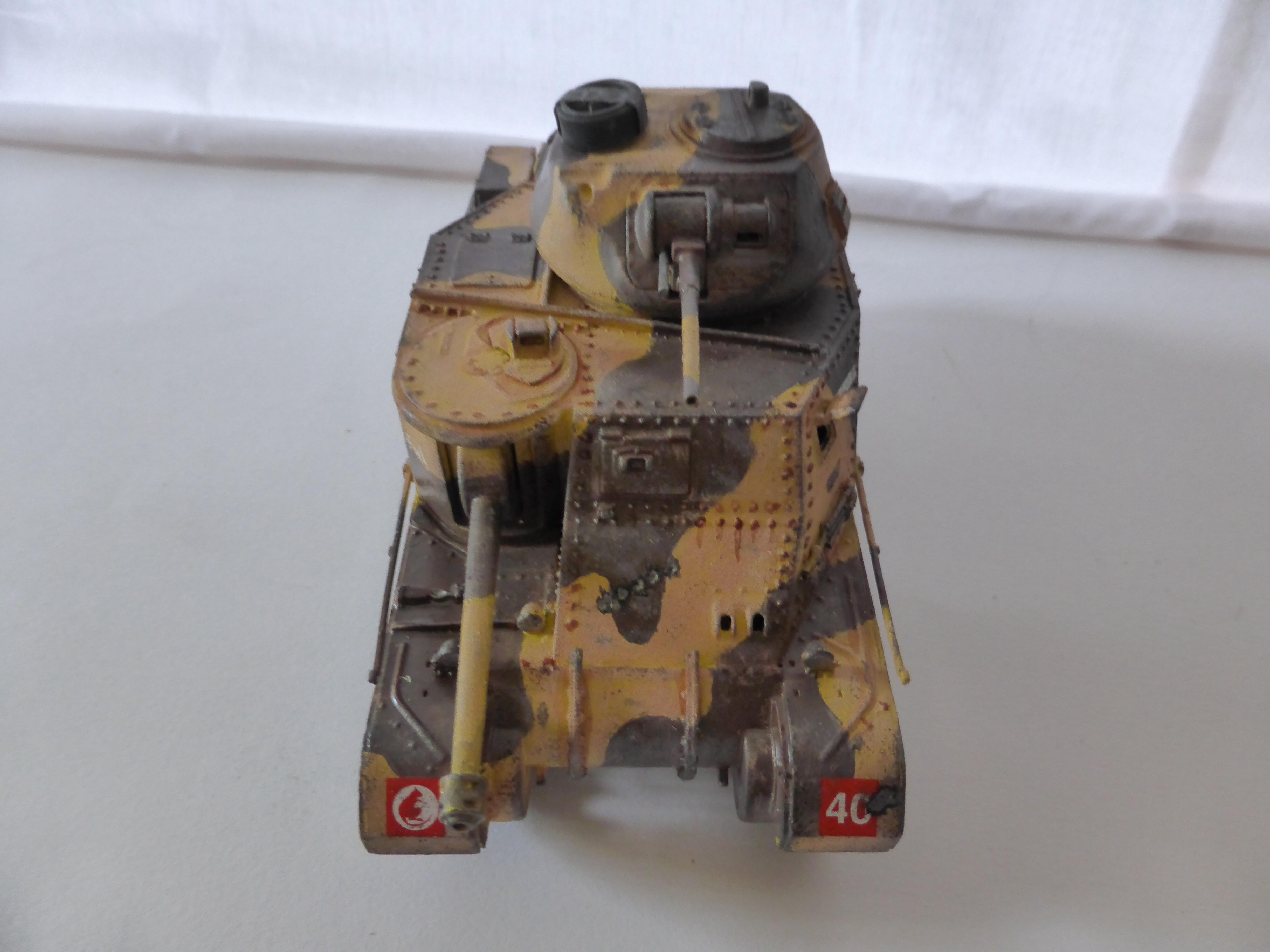 M3 Grant/Lee WW2 tank desert diorama