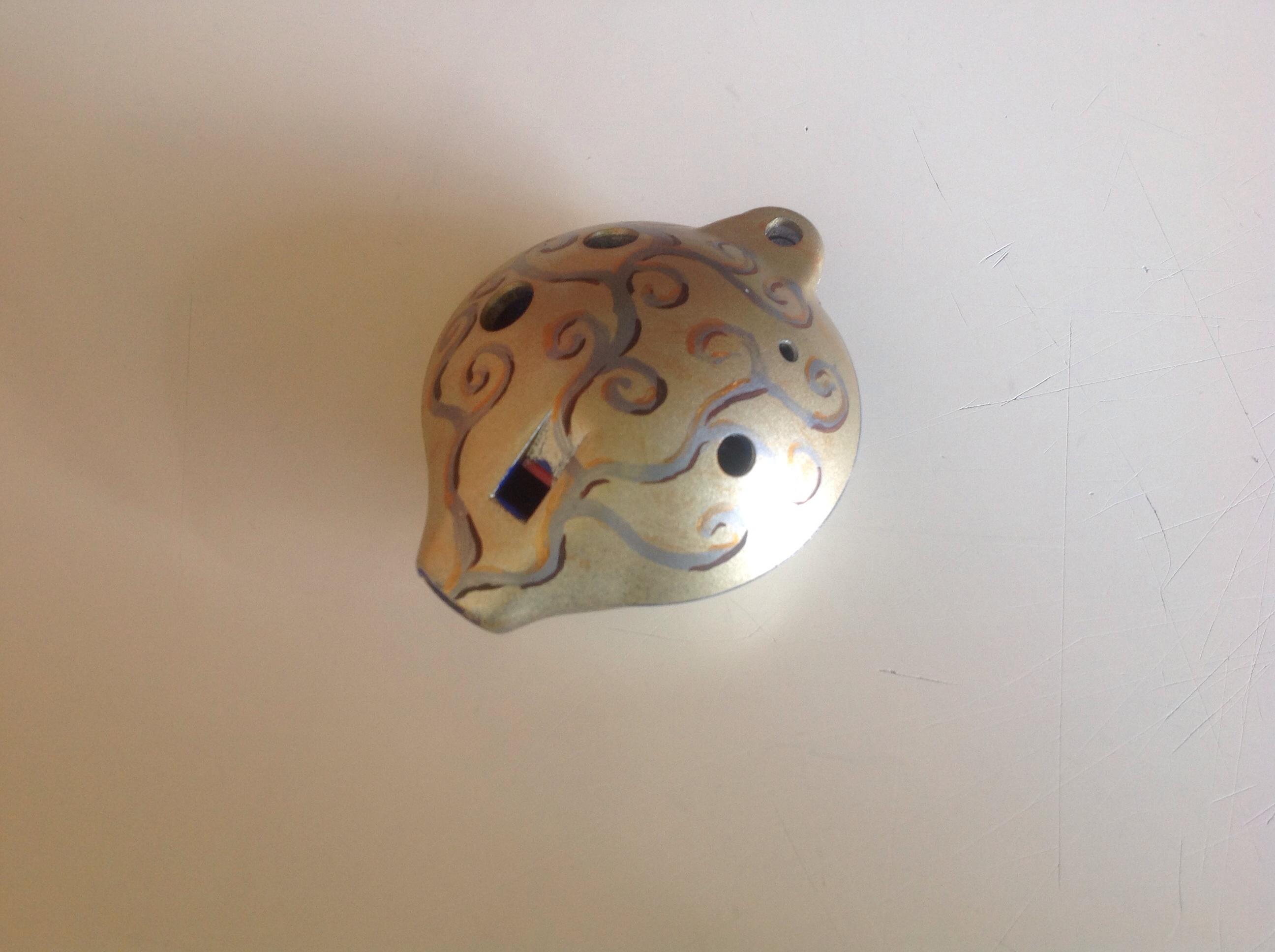 My distraction... An ocarina!