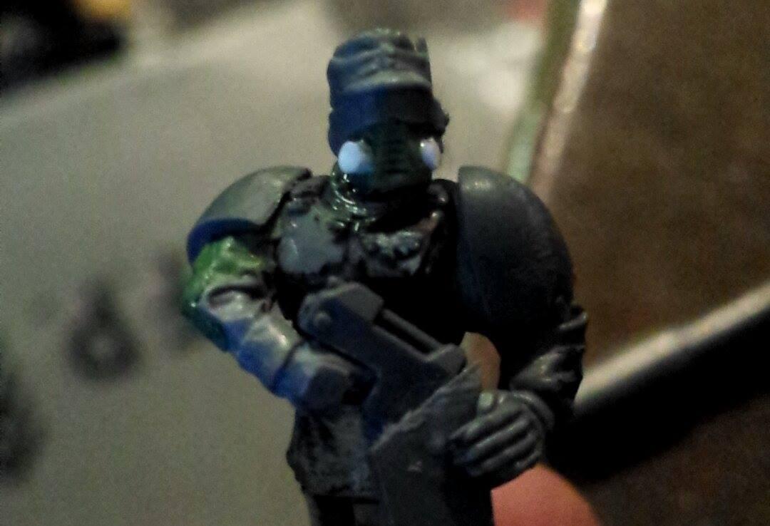 Here is the sergeant with a finished mask