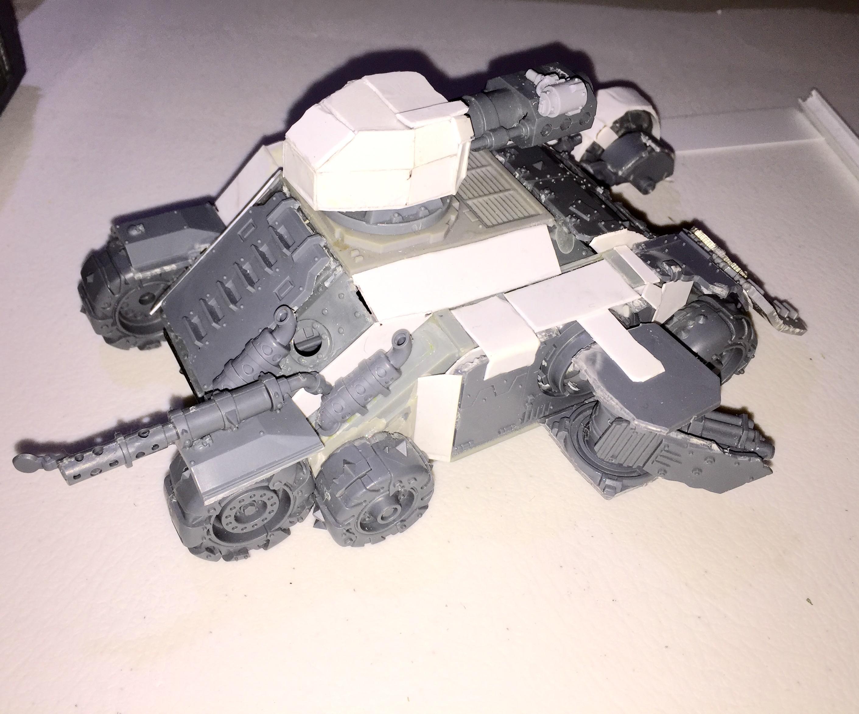 The Machine Gun Side Sponson rotates but is held in position