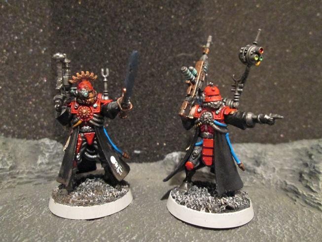 Skitarii Vanguard officer and Omnispex