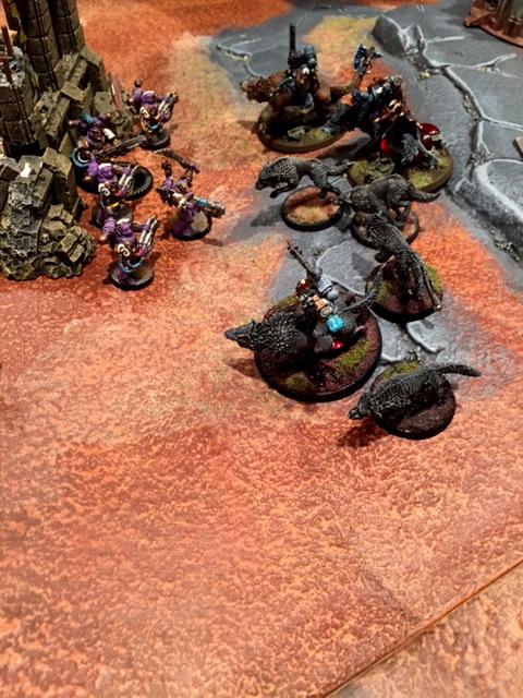 League, Warhammer 40,000