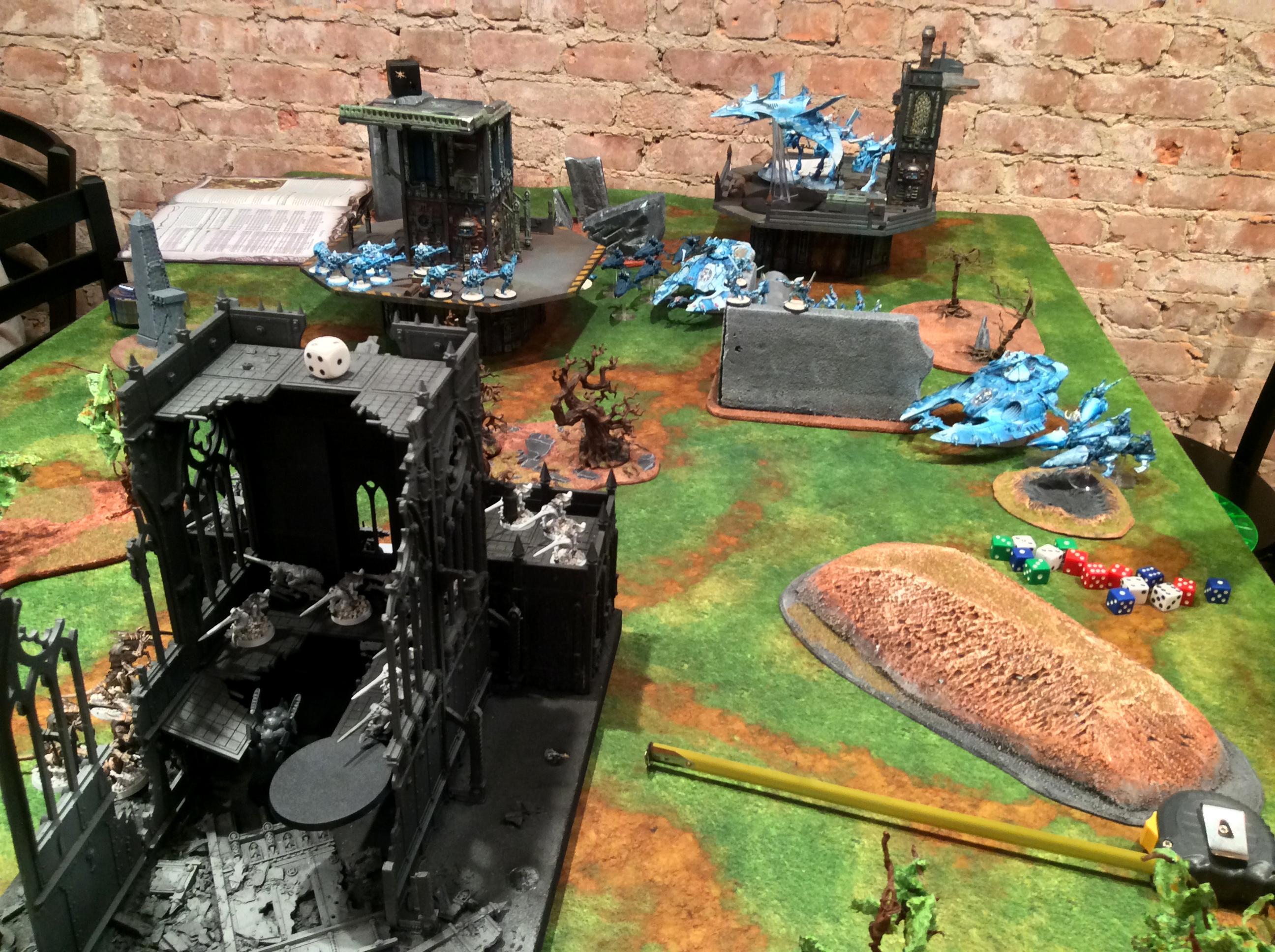 League, Warhammer 40,000