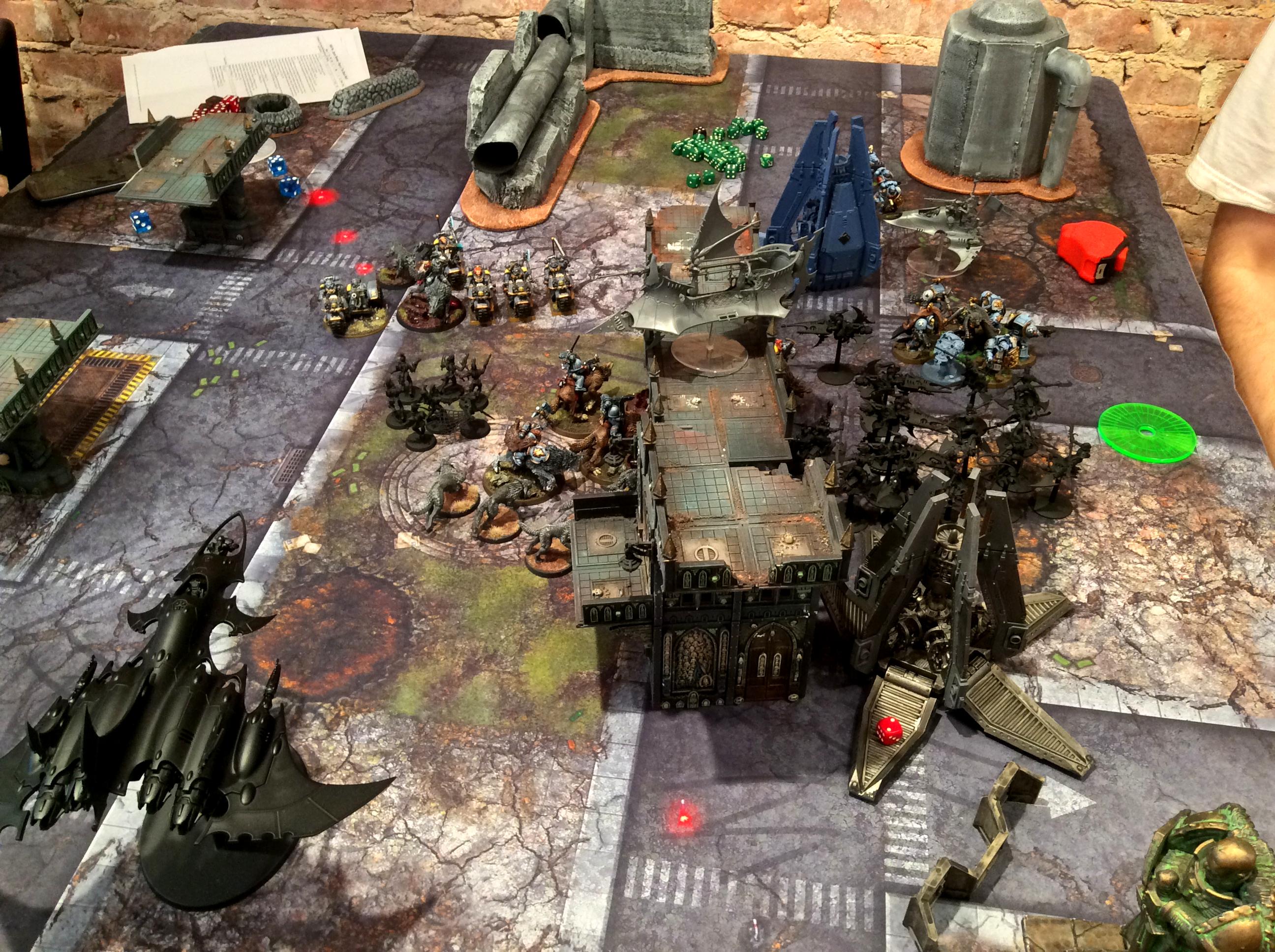 League, Warhammer 40,000