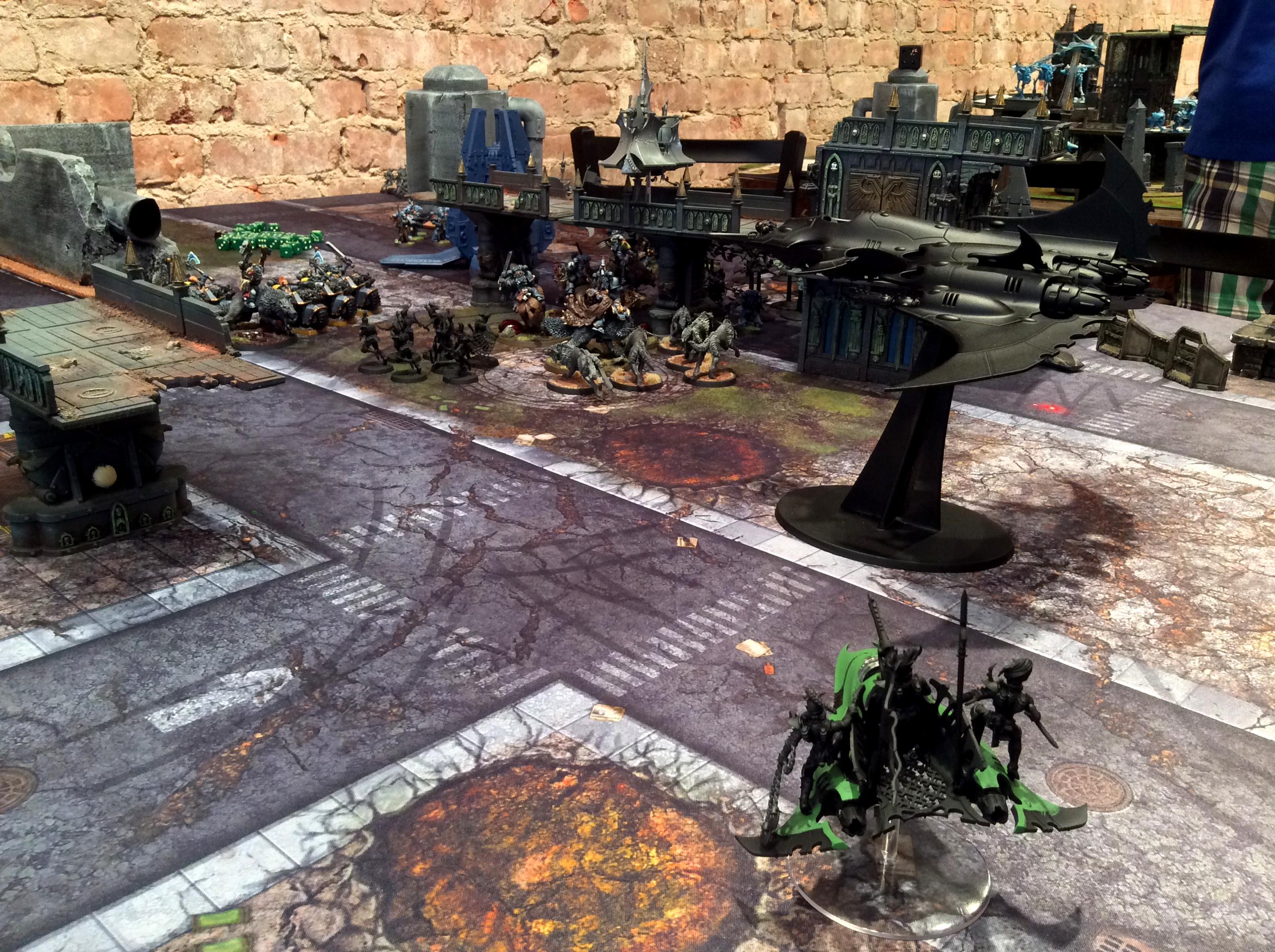 League, Warhammer 40,000