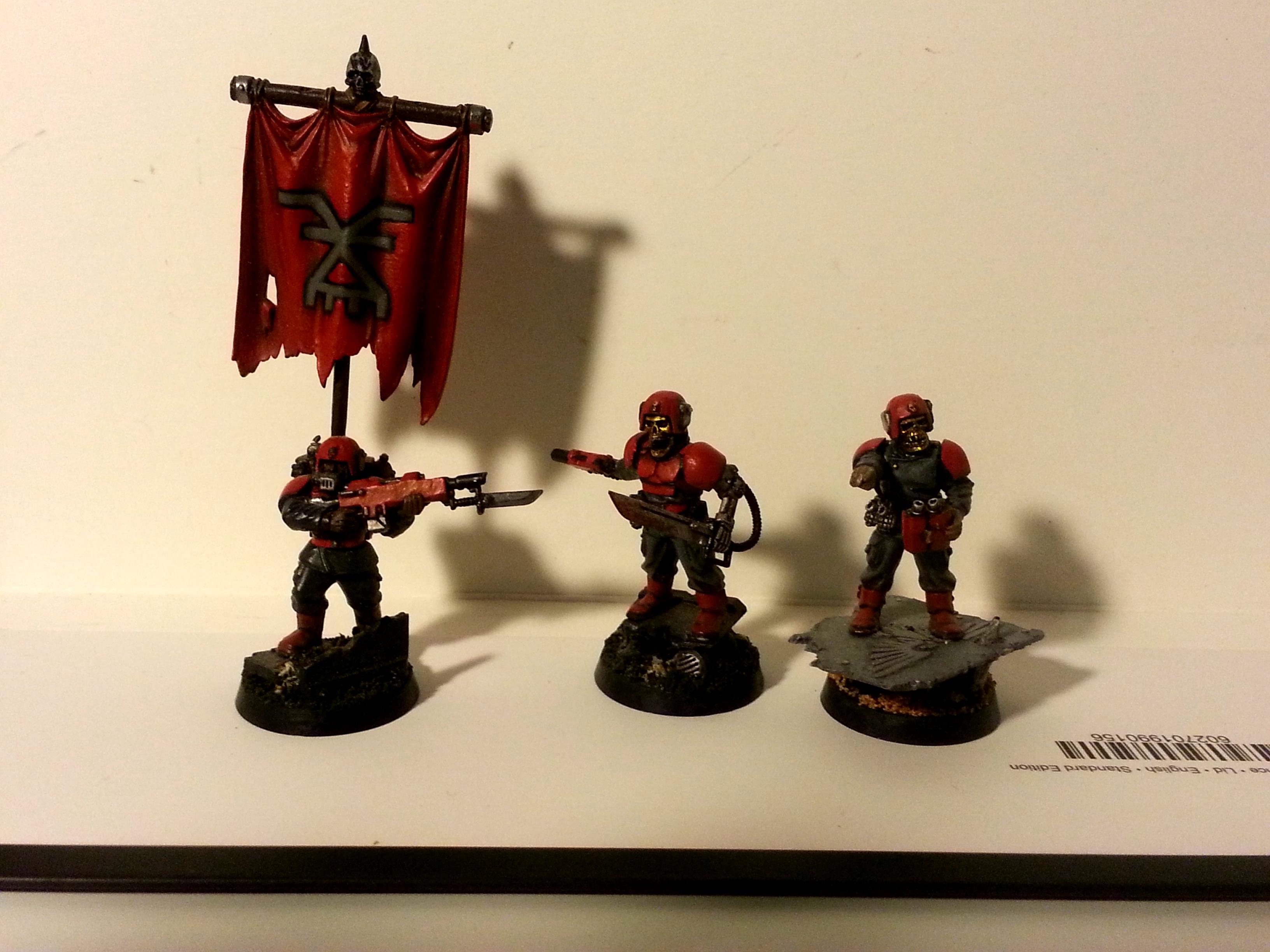 Standard and platoon commanders