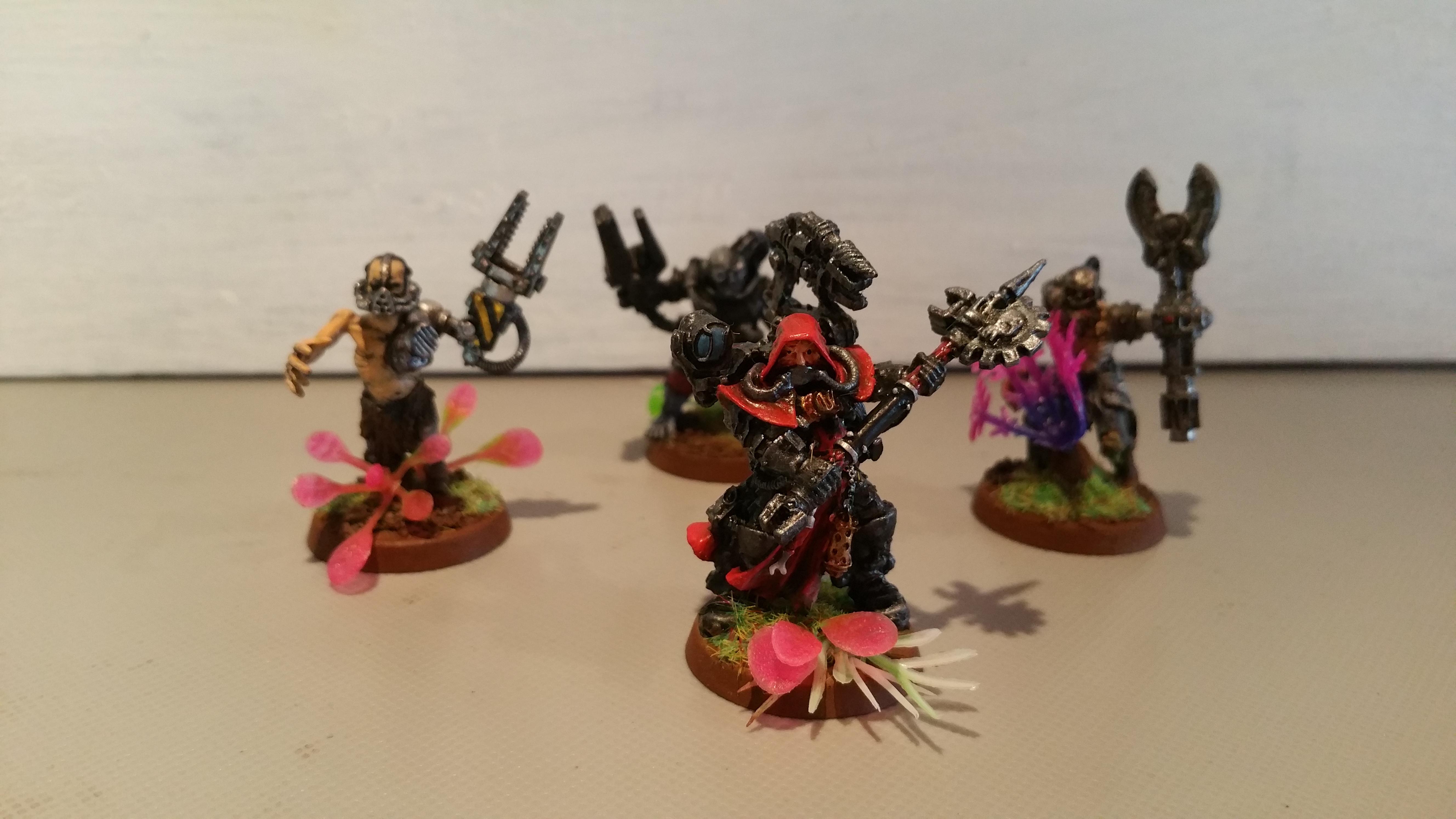 Tech-priest Enginseer &amp; Retinue