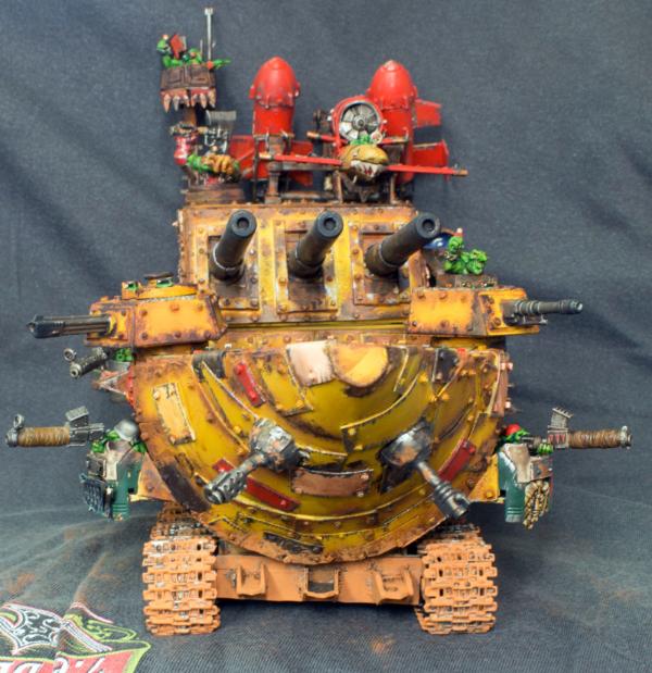 Custom Ork Battlefortress - Forum - DakkaDakka